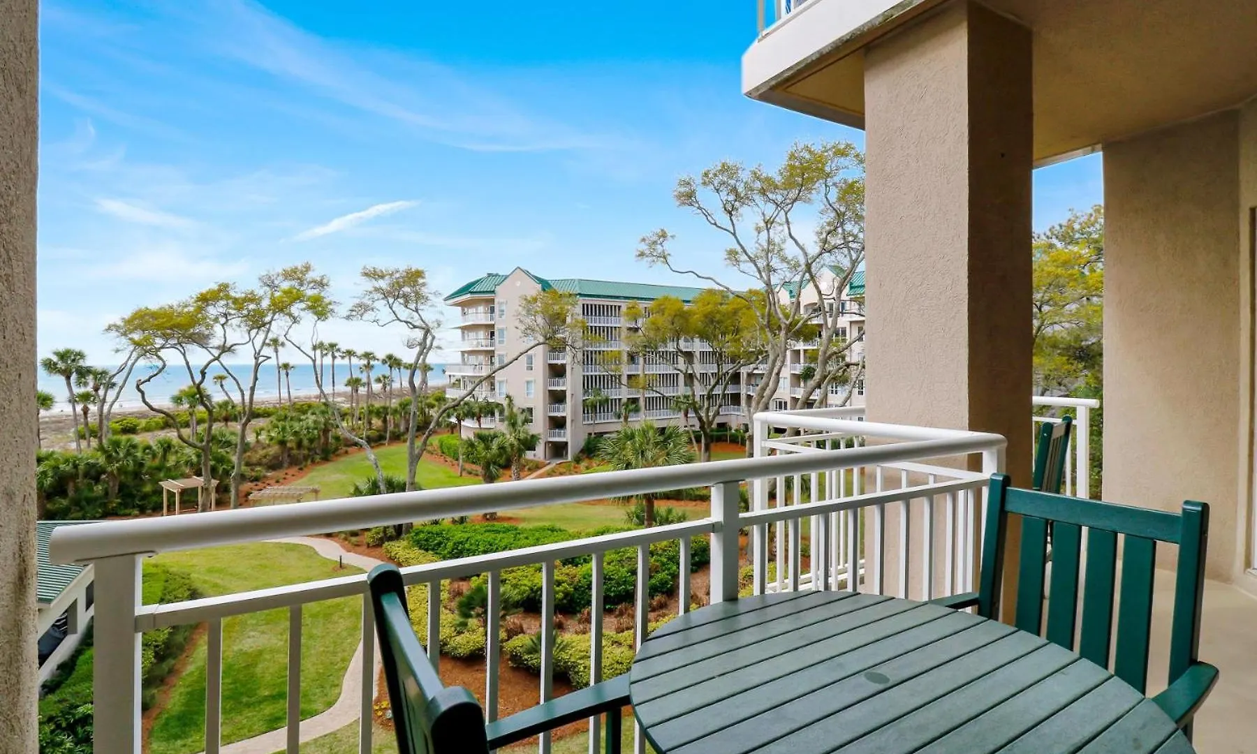 5303 Hampton Place Villa *