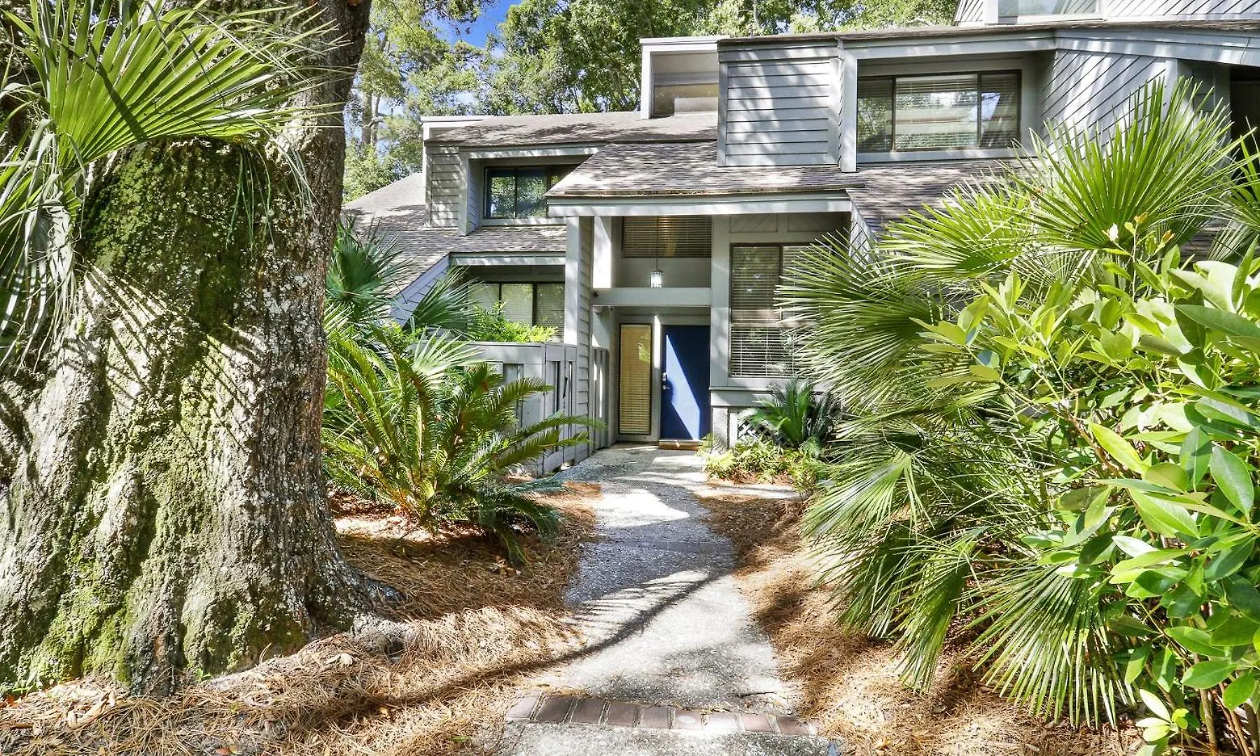 233 Turnberry *