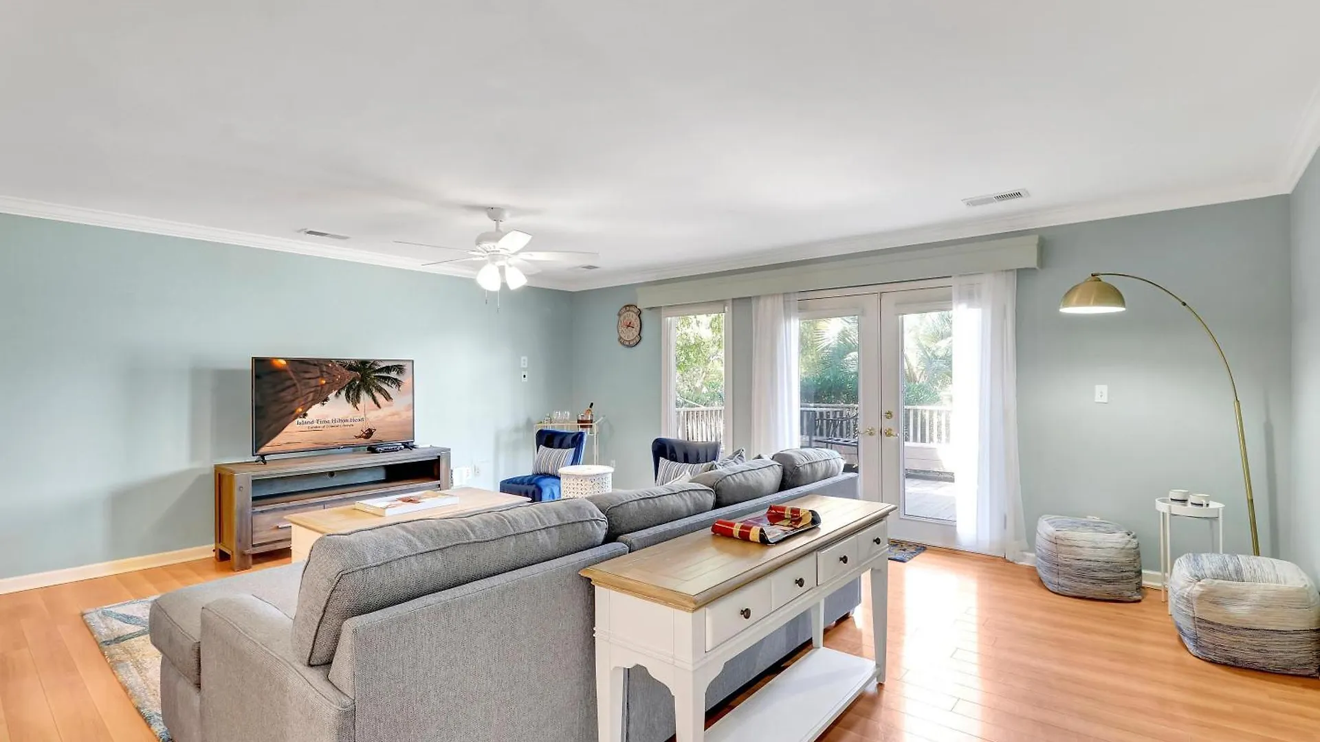 756 Queens Grant Vila