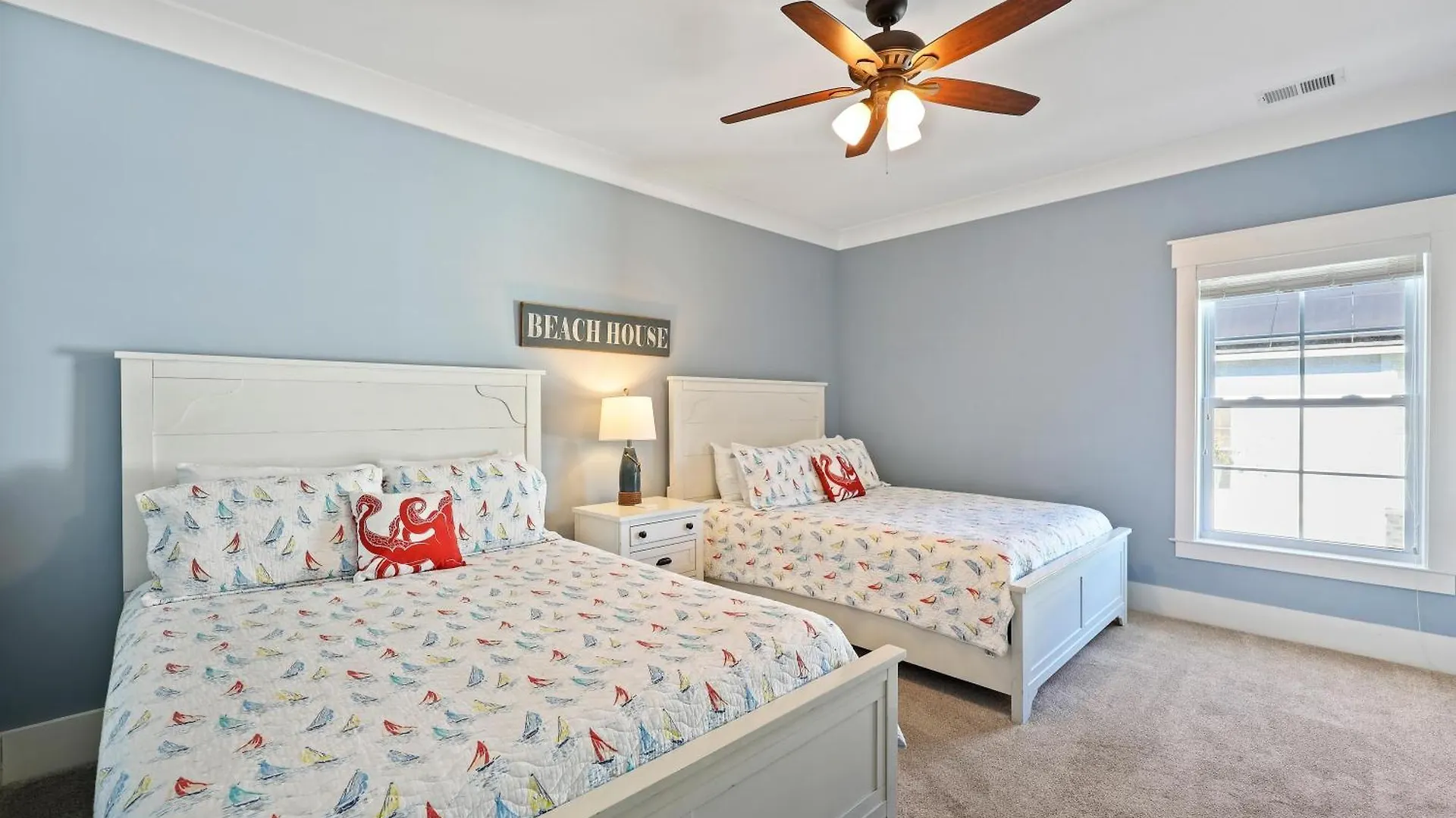 19 Dollar Holiday home