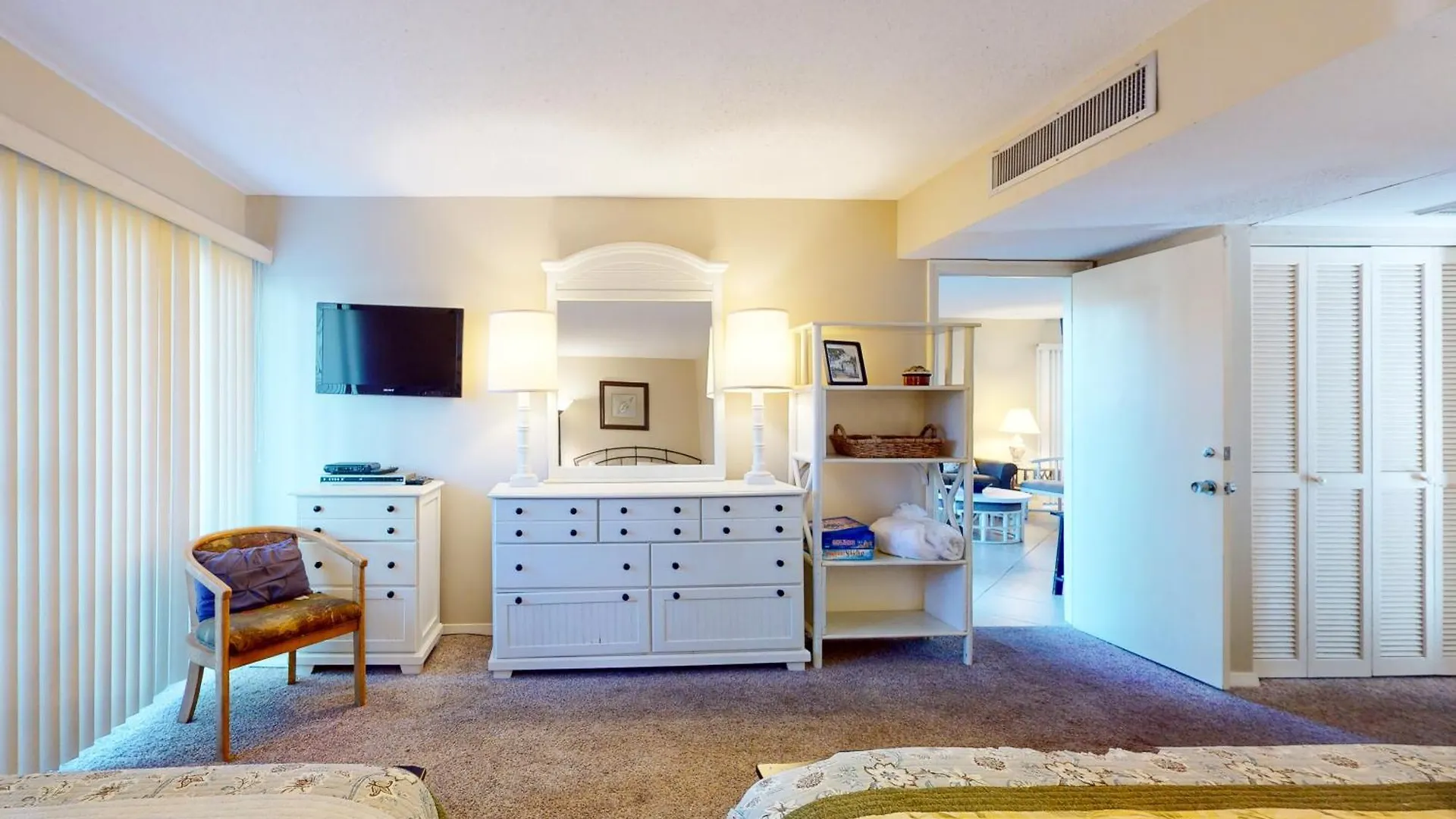 Apartment Hickory Cove 18 *