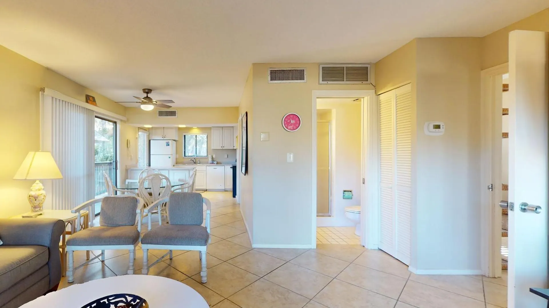 Apartment Hickory Cove 18 *
