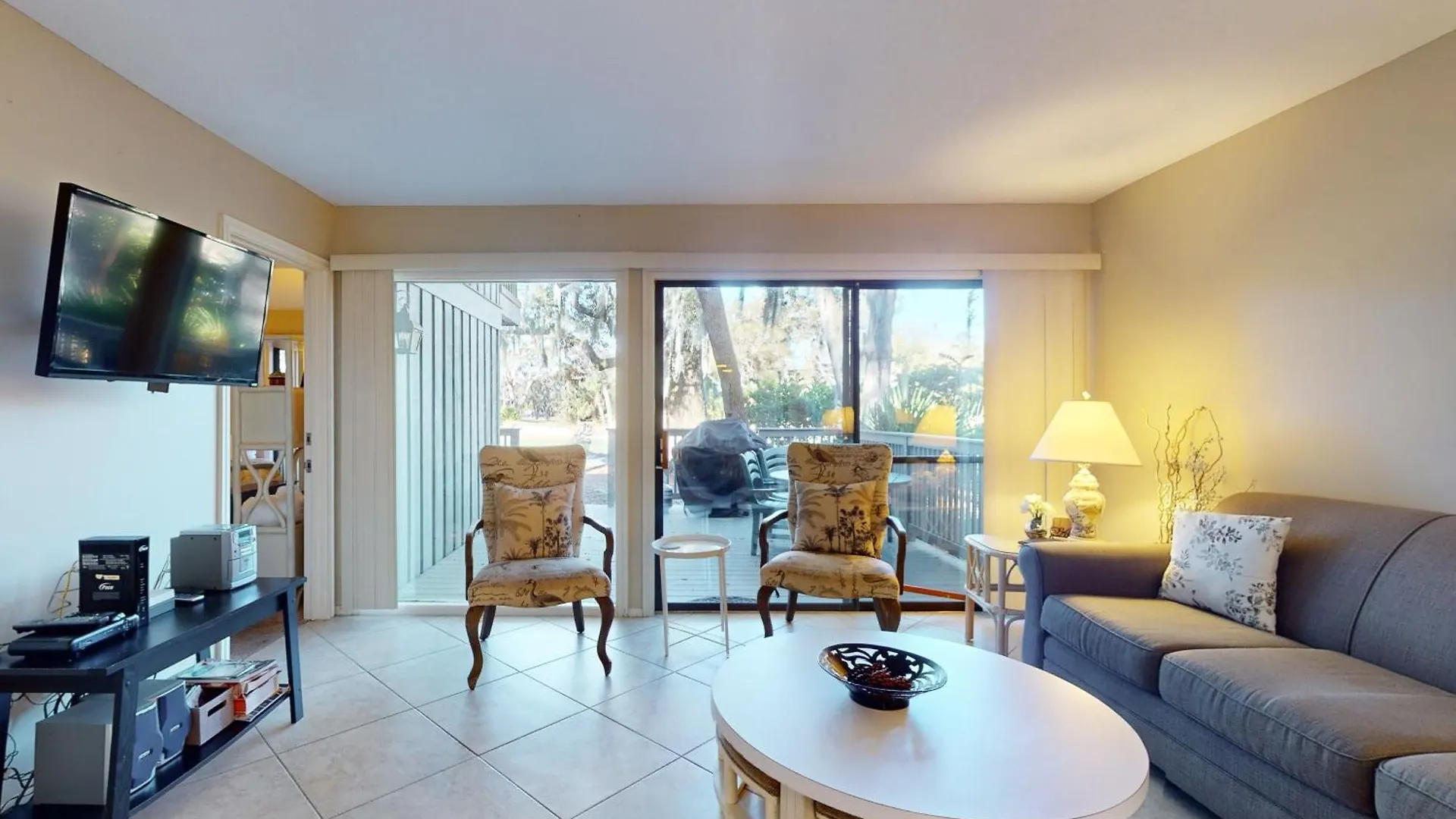 Apartment Hickory Cove 18 *