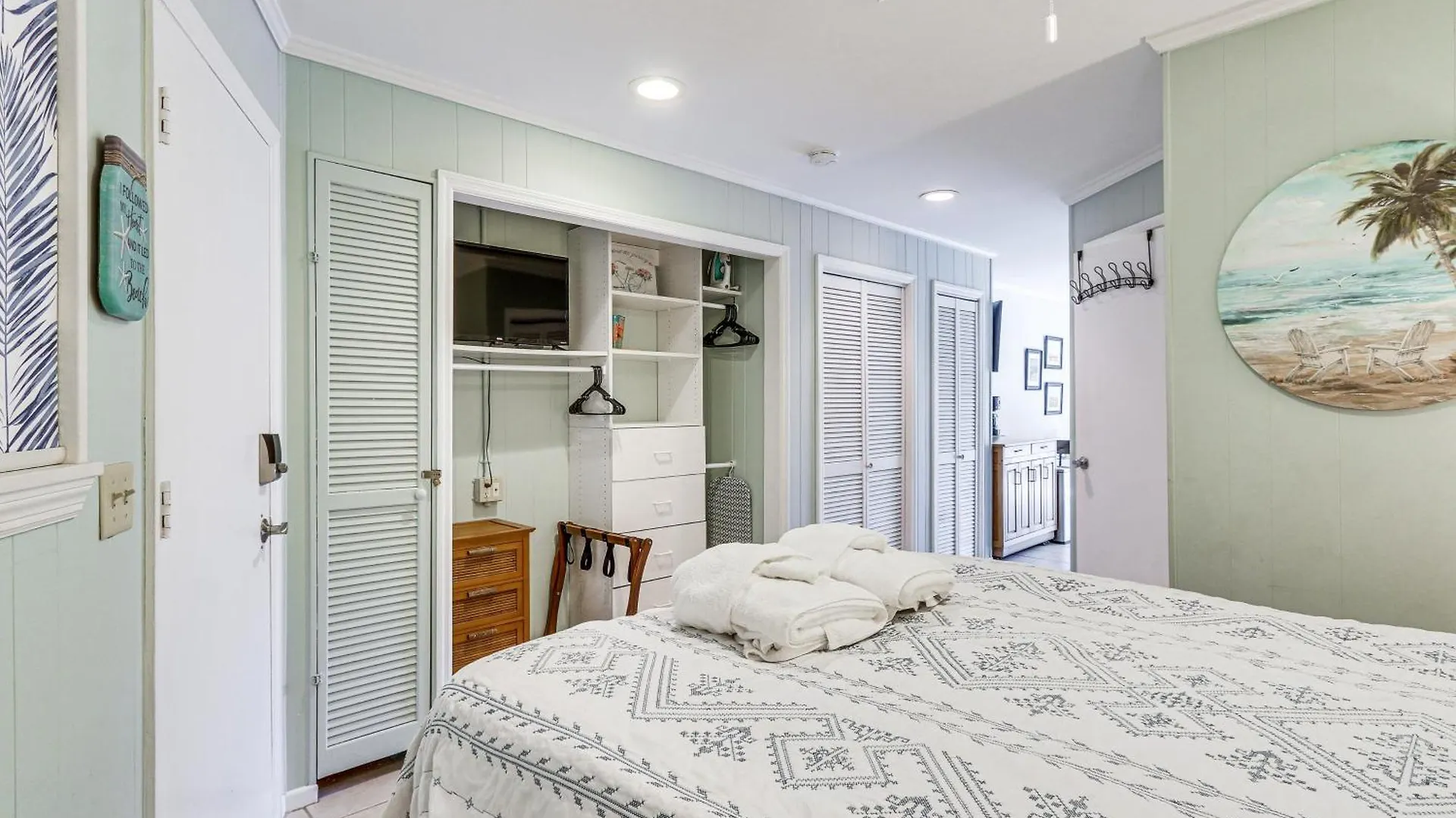 Coastal With Pool And Direct Access! * Hilton Head Island