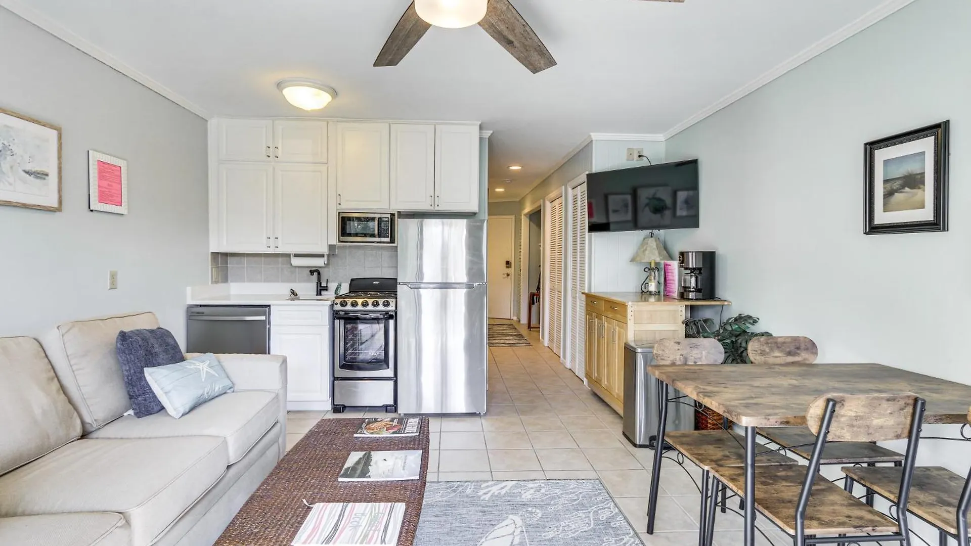 Apartment Coastal With Pool And Direct Access! Hilton Head Island
