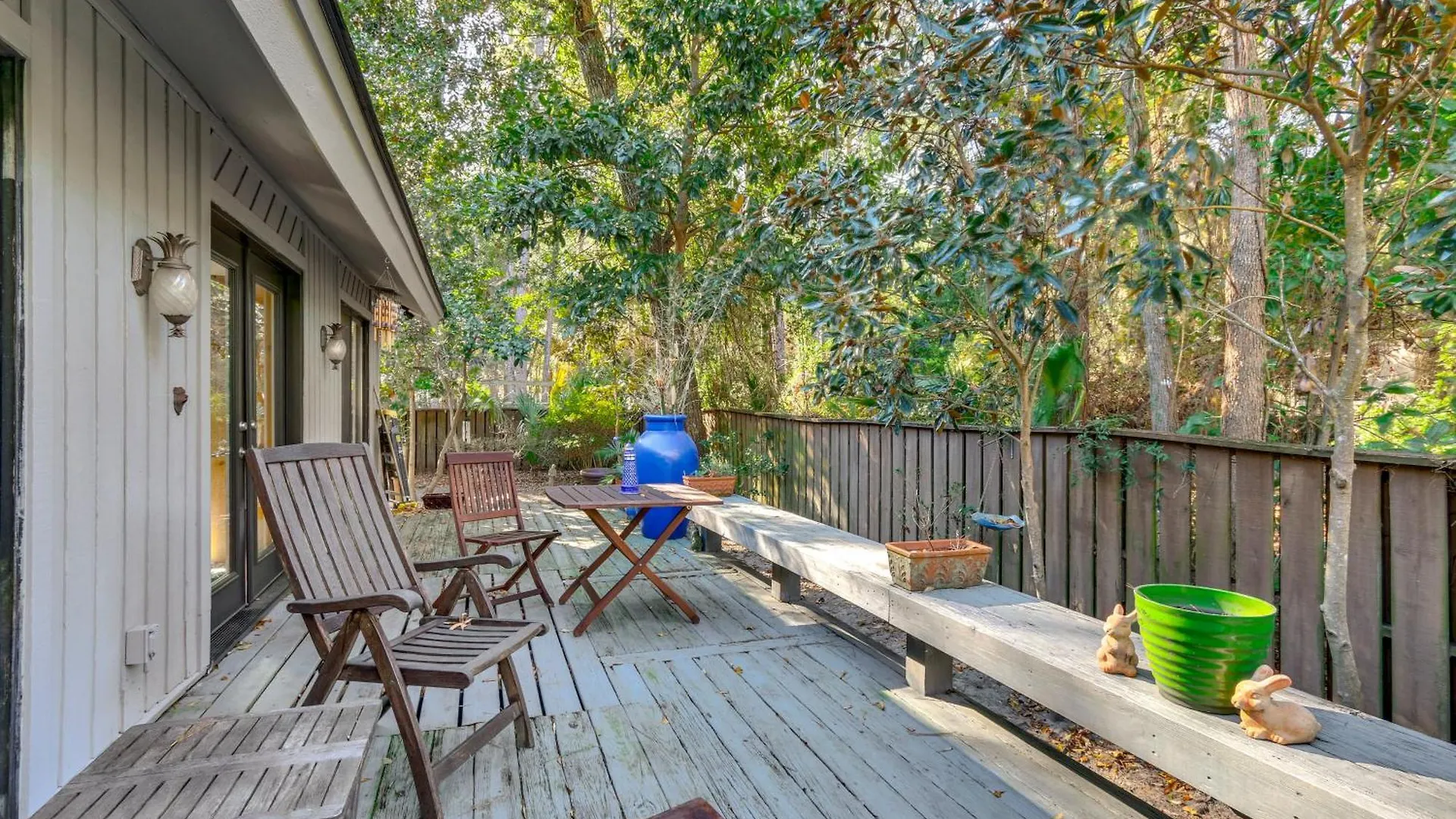 Bright Hilton Head With Deck About 2 Mi To Hilton Head Island