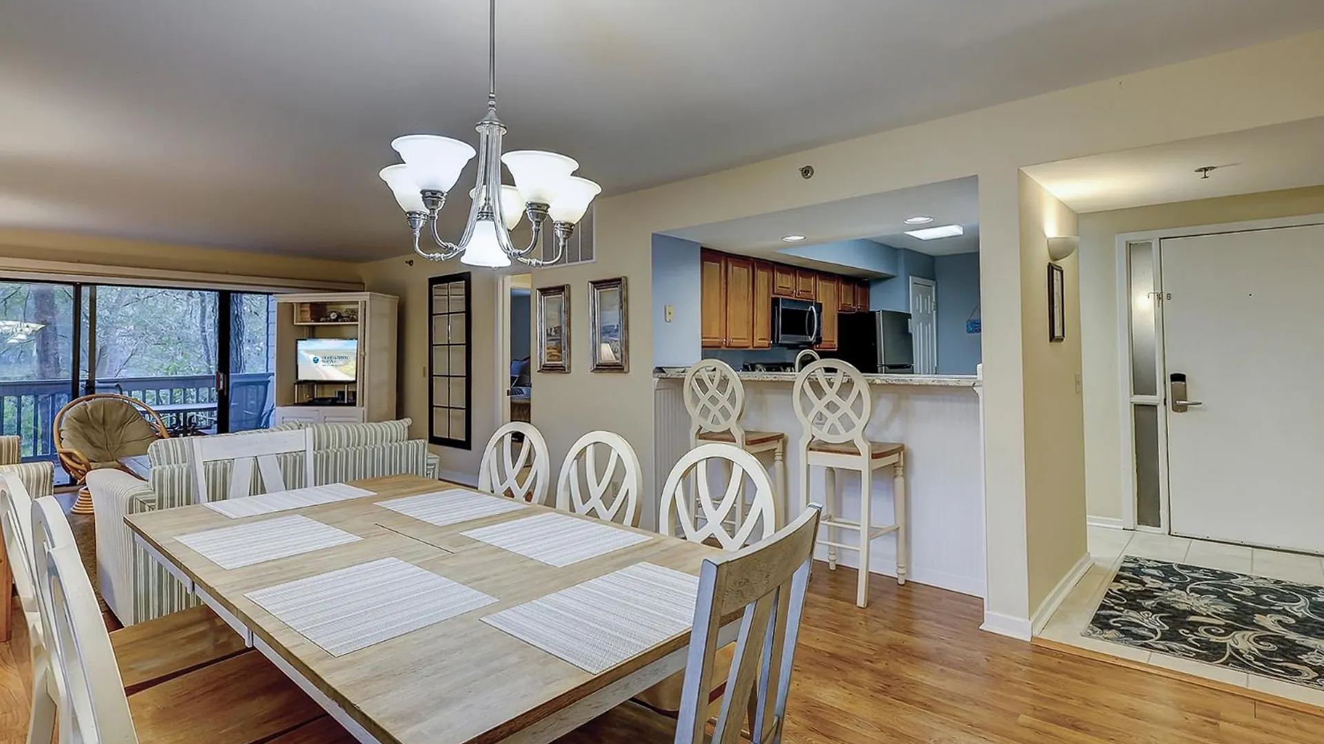 7817 Centrecourt Holiday home *