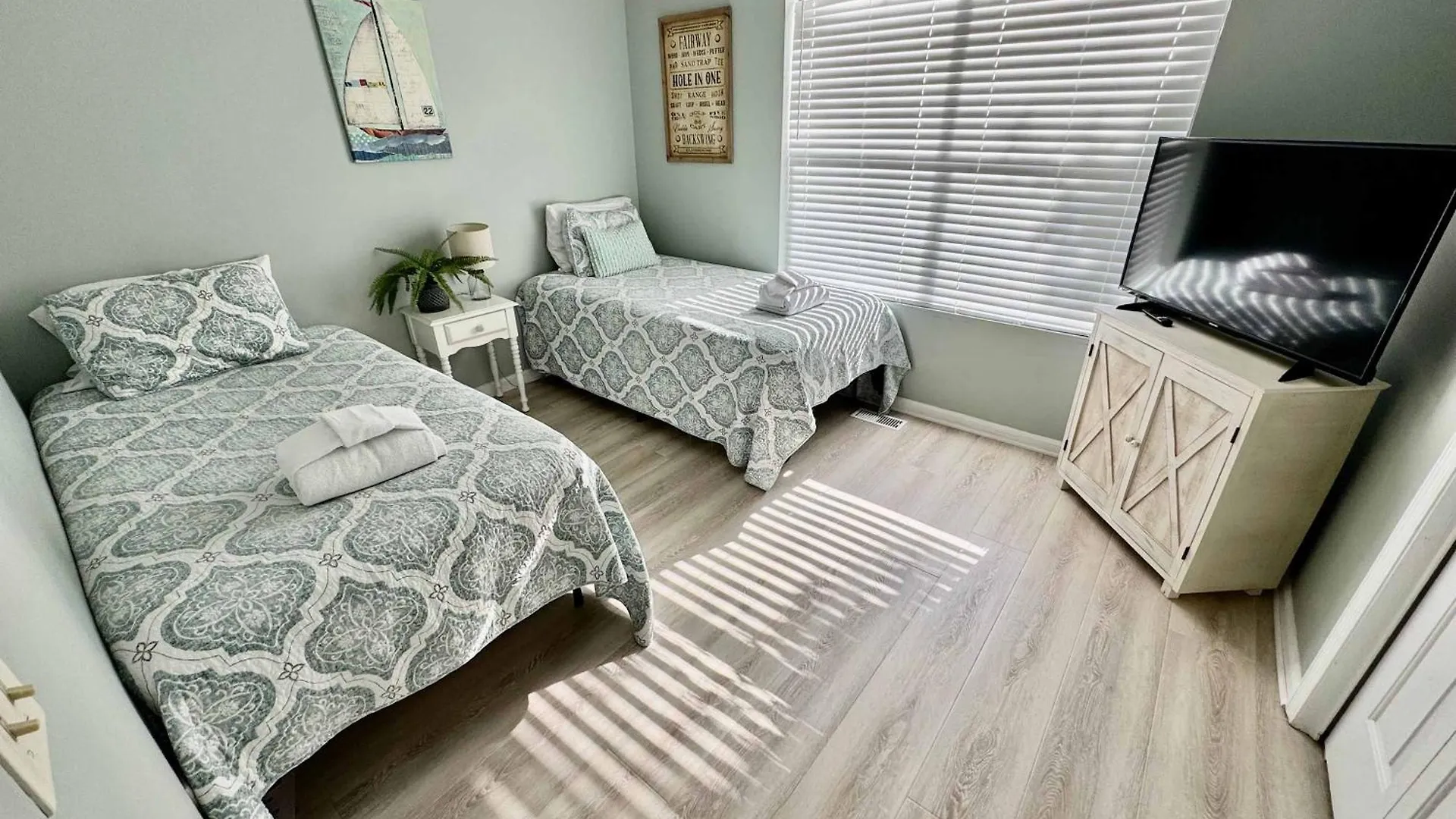 Pet Friendly 2 Bed 2 Bath #7105 Treetops *