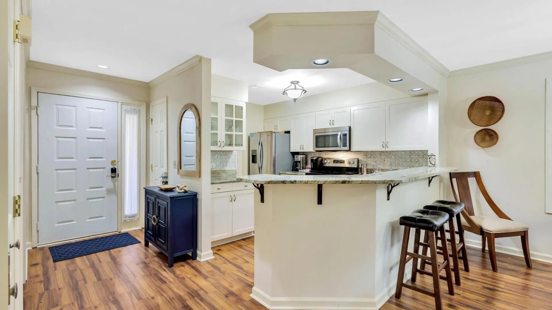172 Colonnade Club * Hilton Head Island