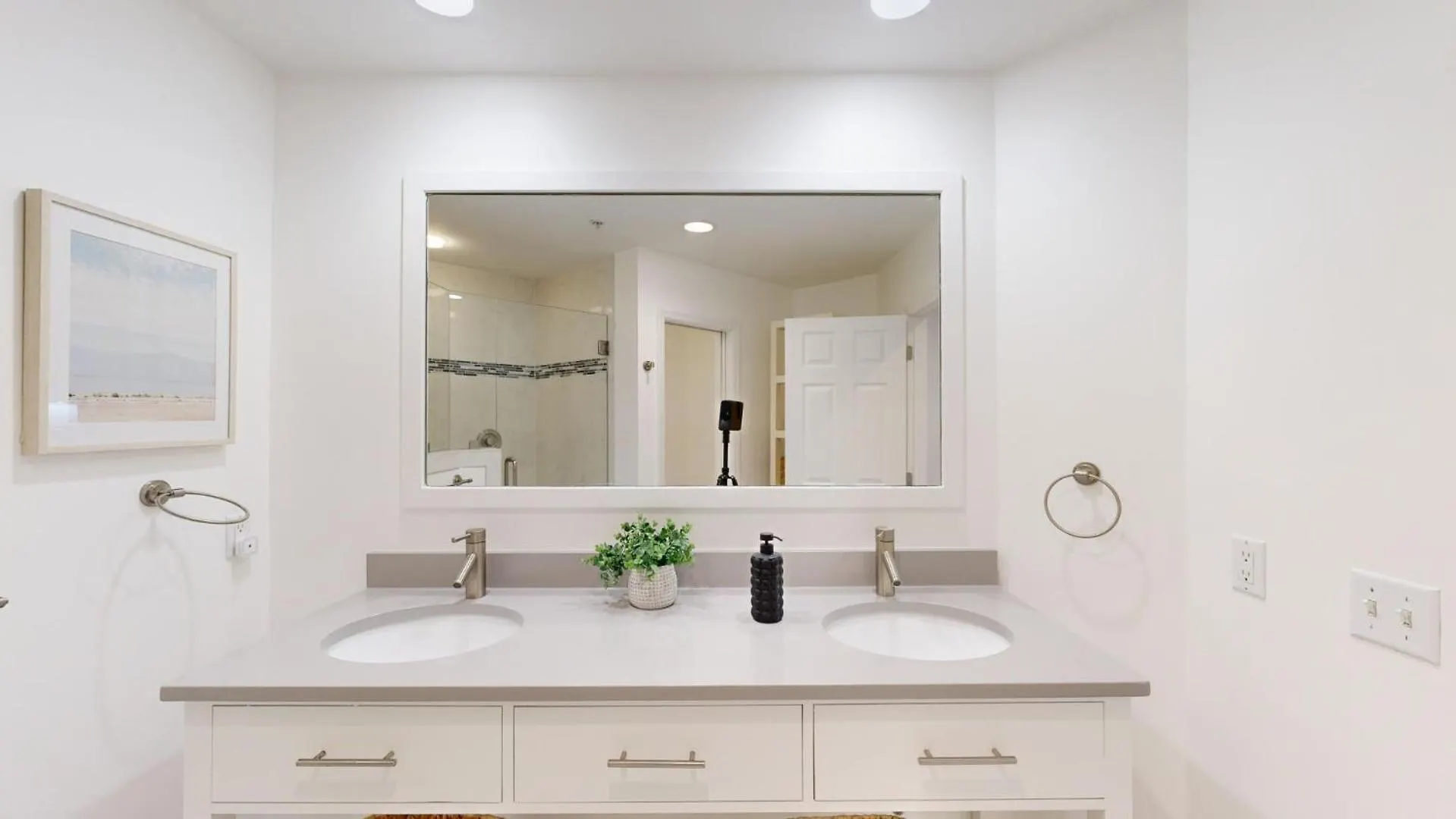 7645 Huntington Villa
