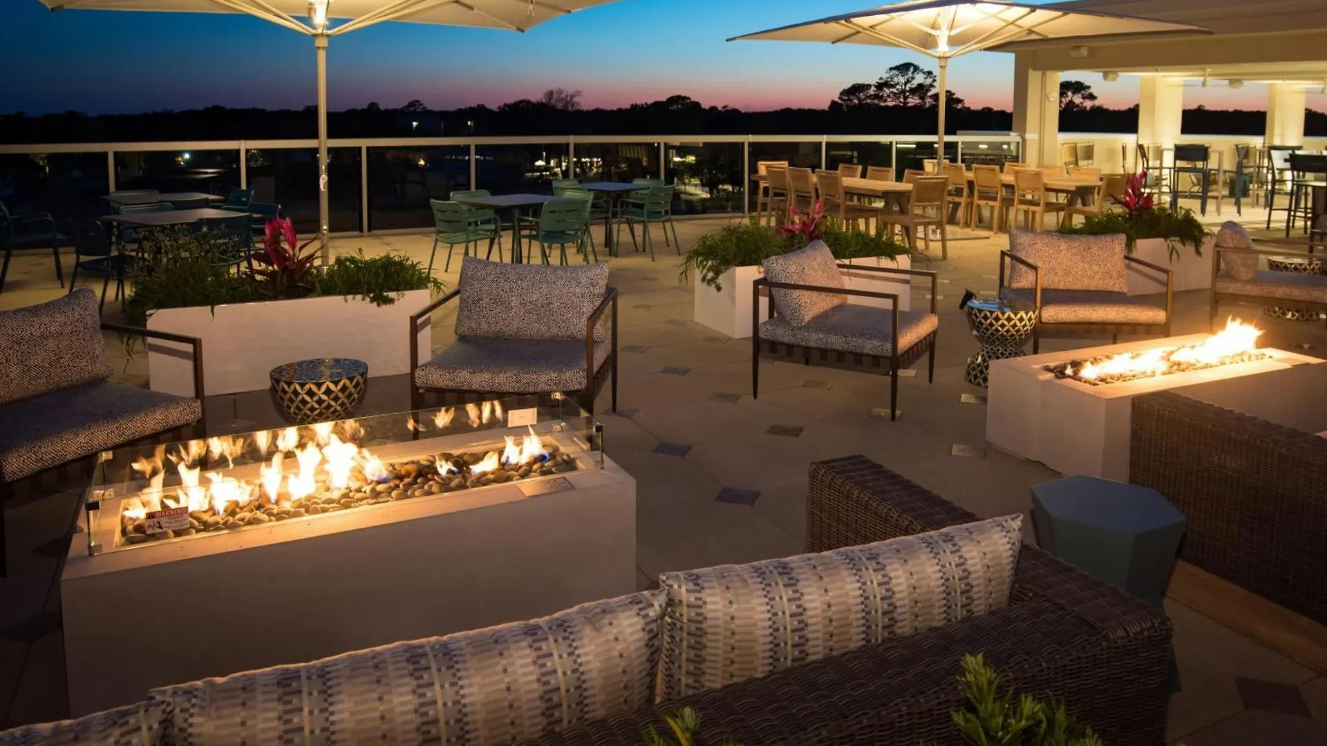 Courtyard By Marriott Hotel 3*