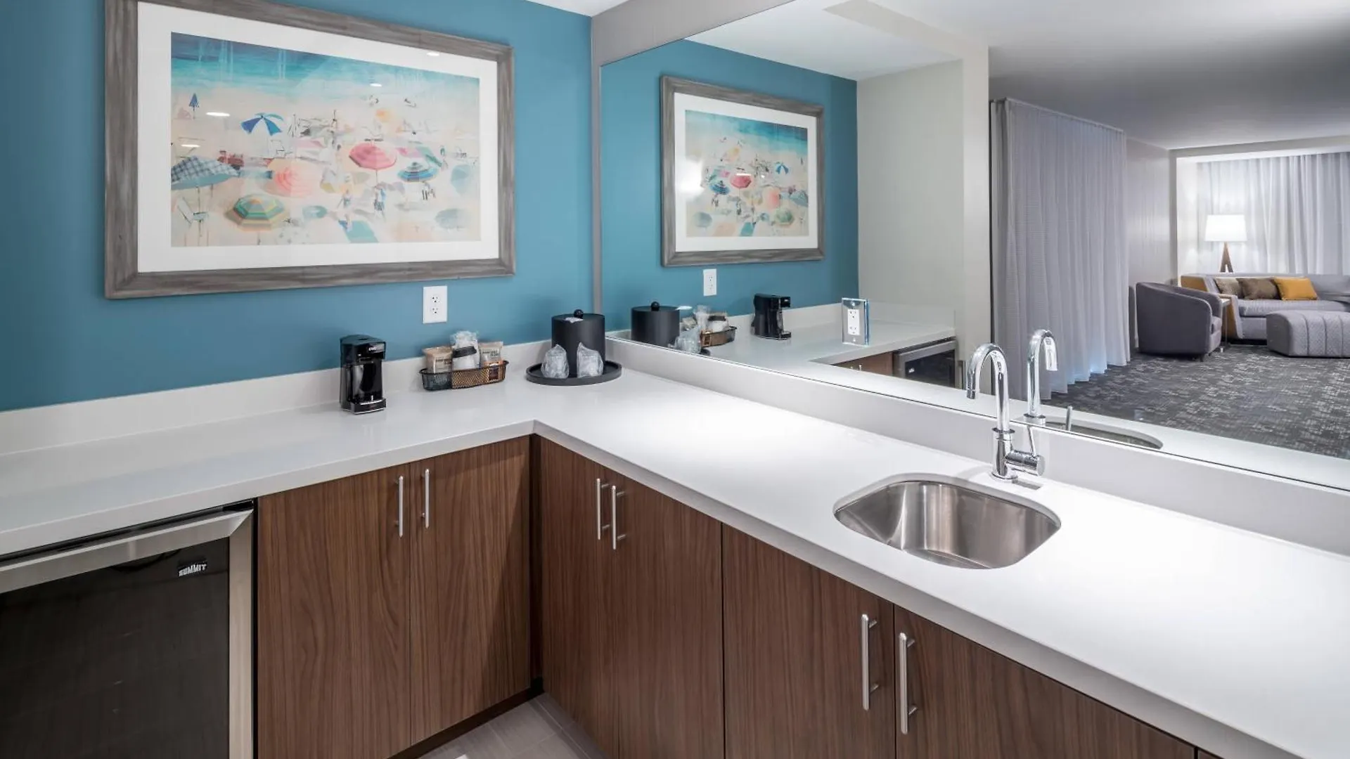 Courtyard By Marriott 3*