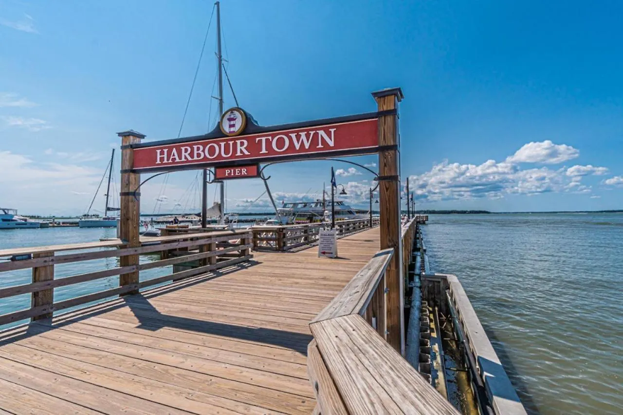 Holiday home 1762 Bluff Modern Updated Water Views Sleeps 8 Sea Pines Hilton Head Island