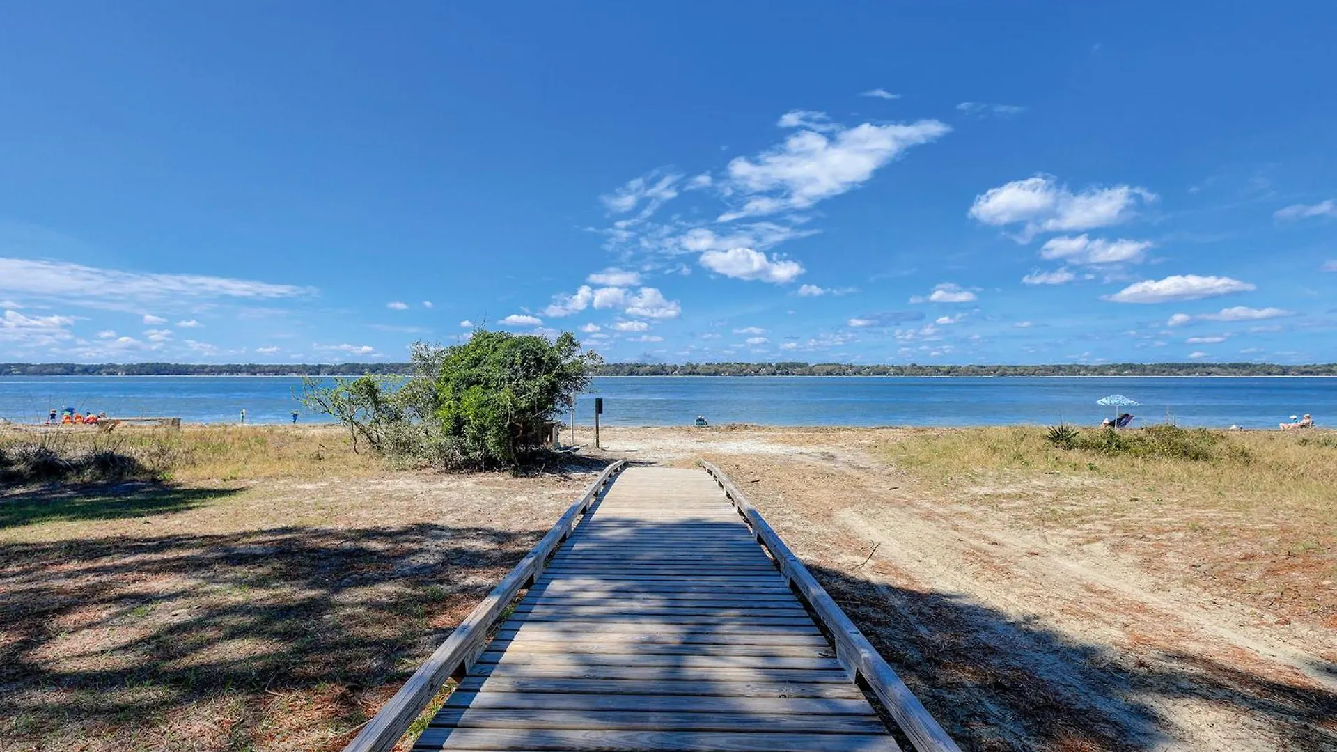 Holiday home 1762 Bluff Modern Updated Water Views Sleeps 8 Sea Pines