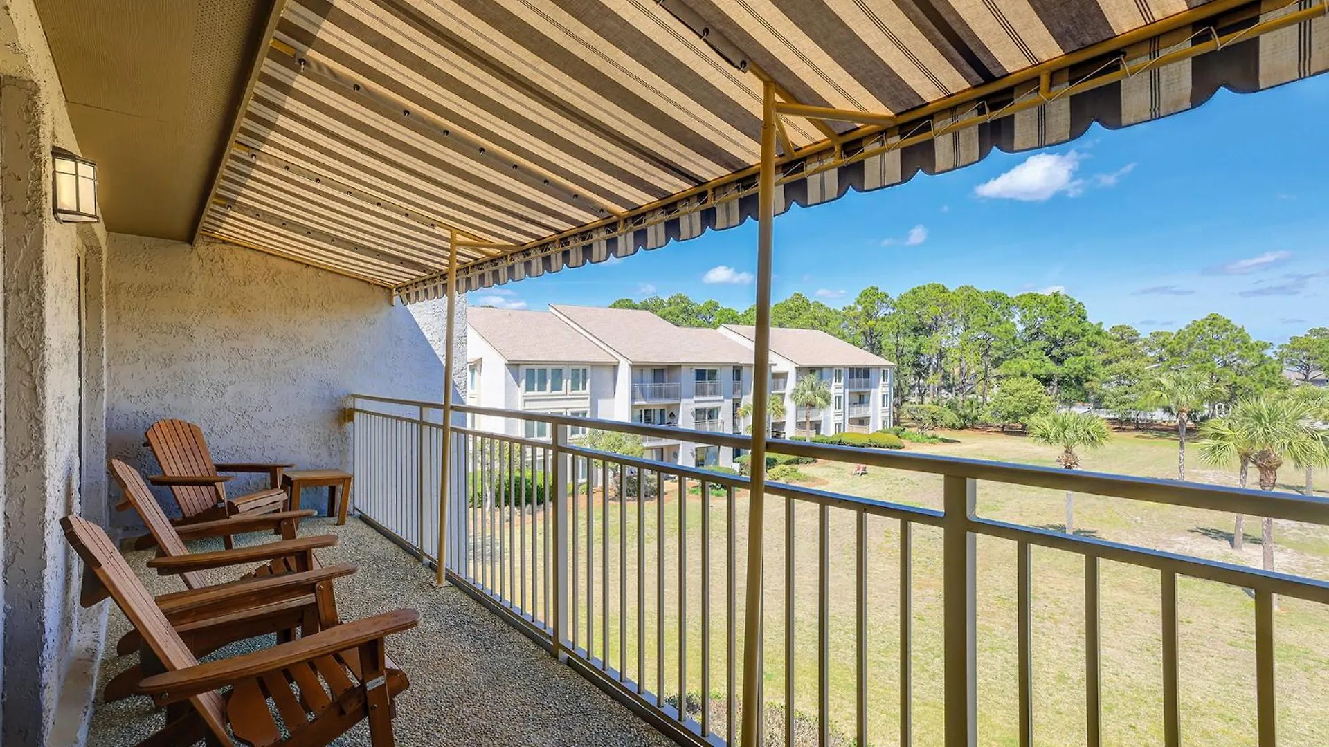 1762 Bluff Modern Updated Water Views Sleeps 8 Sea Pines Holiday home Hilton Head Island