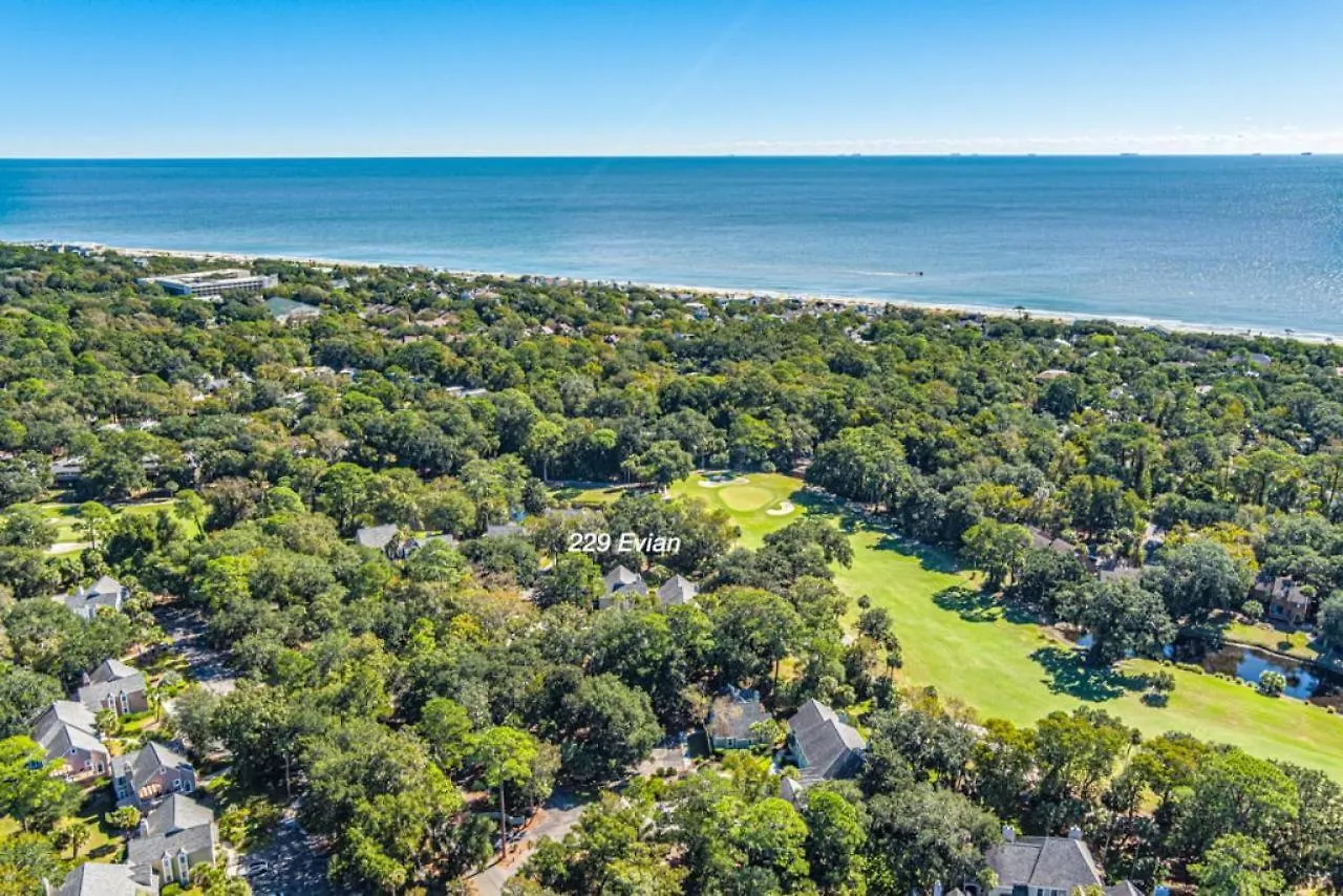 229 Evian Coastal Charm Golf Course Private *