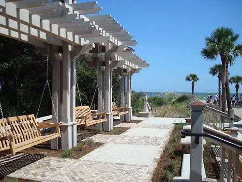 Hilton Head 24 *