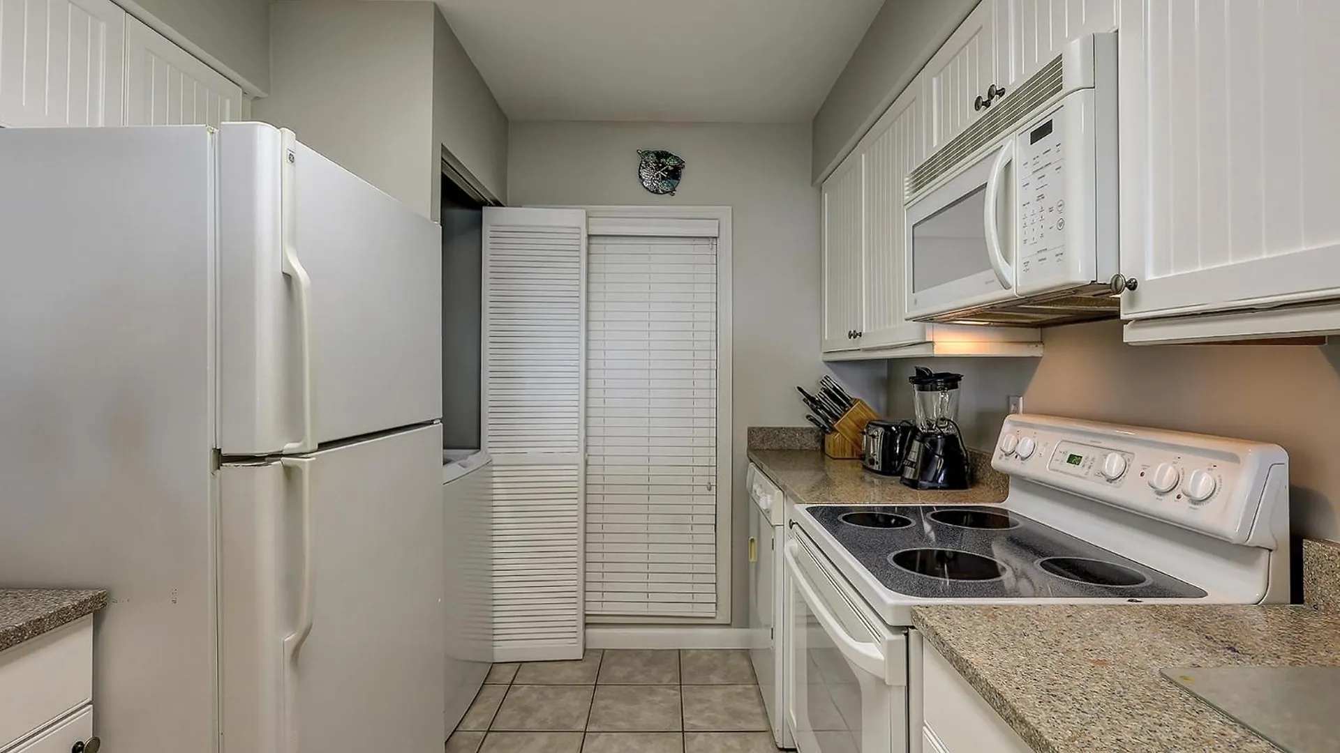 Shorewood 304 Villa *