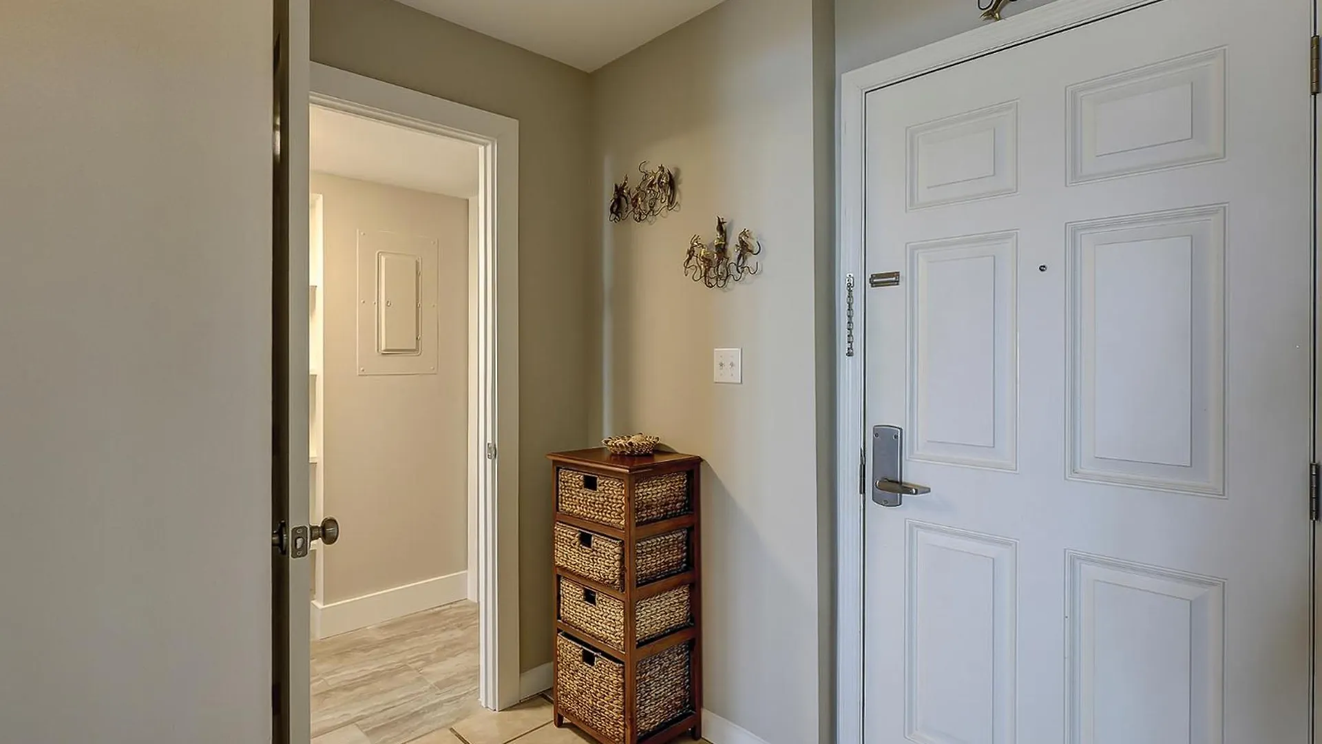 Villa Shorewood 304 *
