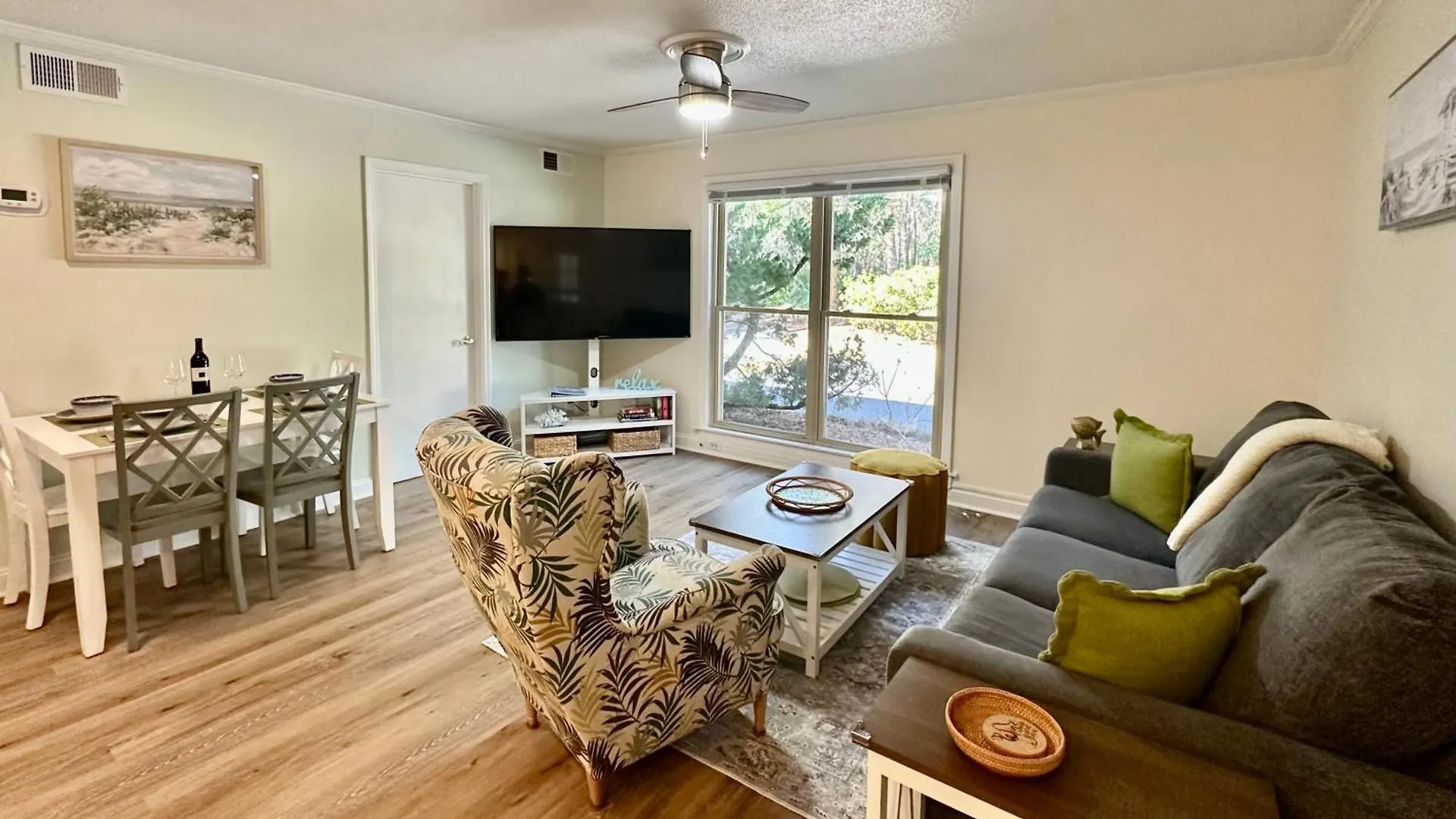 Cozy 1bd, 5 Mins Walk To The Beach, No Stairs!