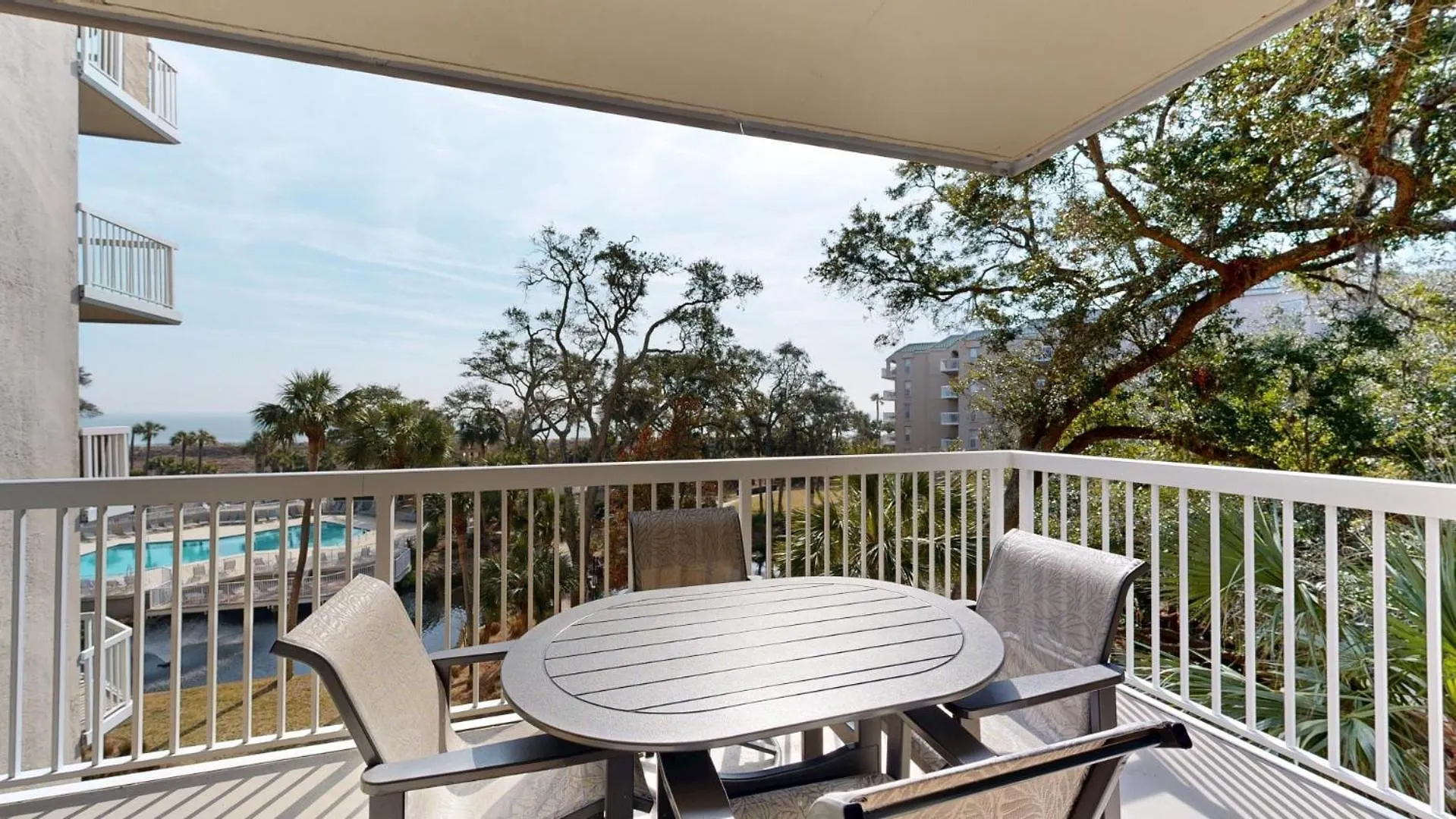 307 Barrington Arms * Hilton Head Island