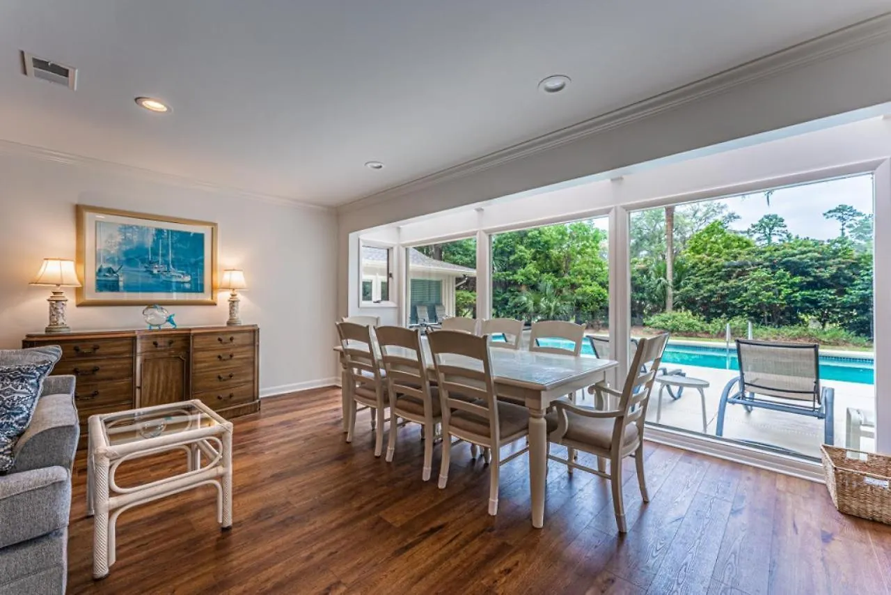 Holiday home 253 Greenwood New Renovations Private Pool Golf Views Sleeps 10 Sea Pines *