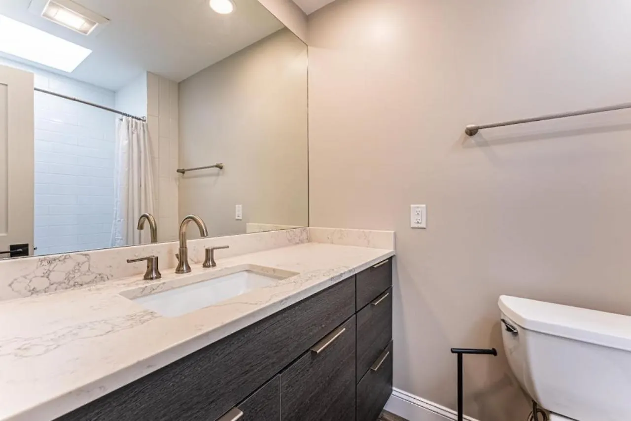 24 Red Cardinal 2nd Row, Steps From The Updated, Coastal, Luxury