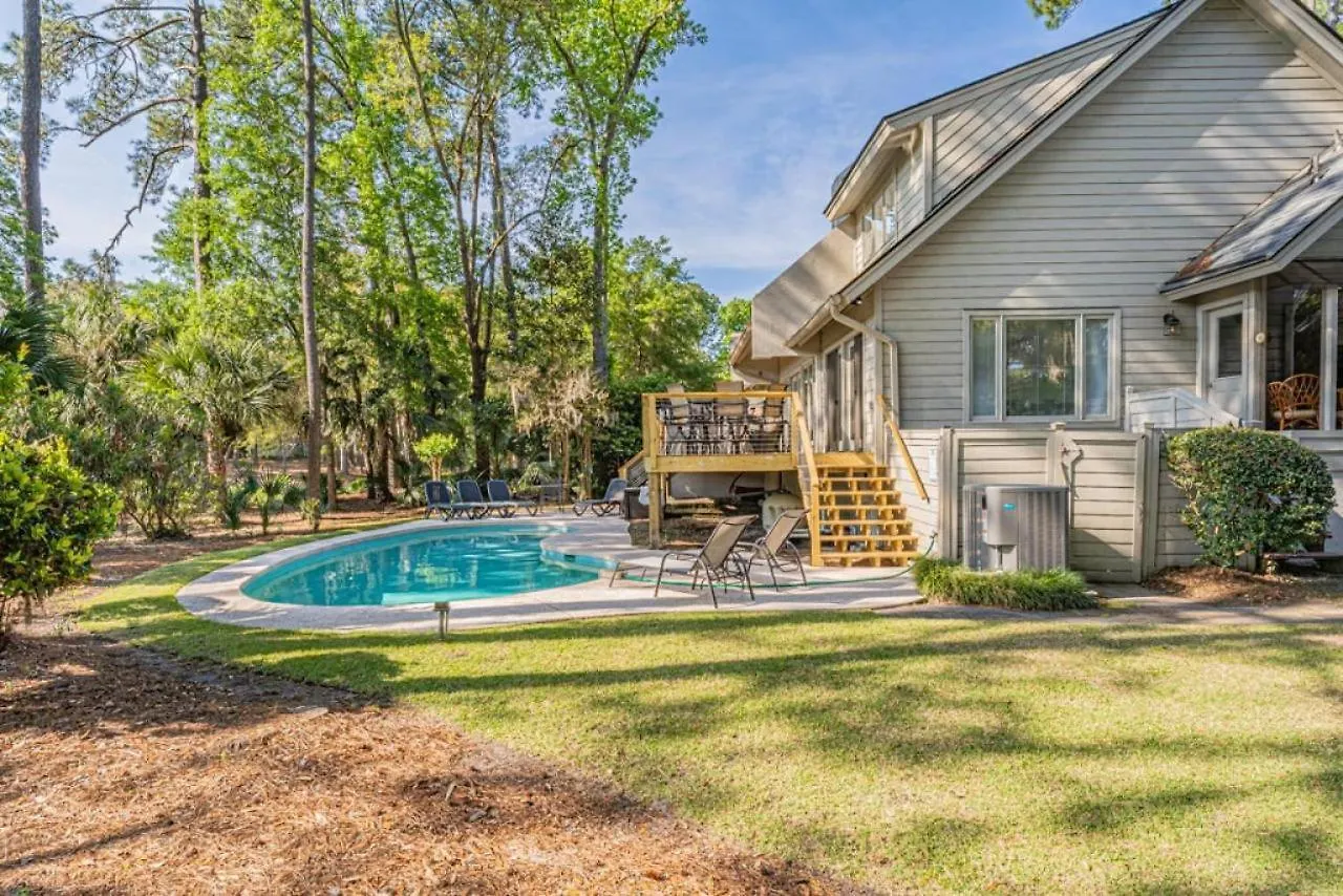 Holiday home 18 Stoney Creek On The Golf Course Private Pool Spacious Sleeps 10 Sea Pines