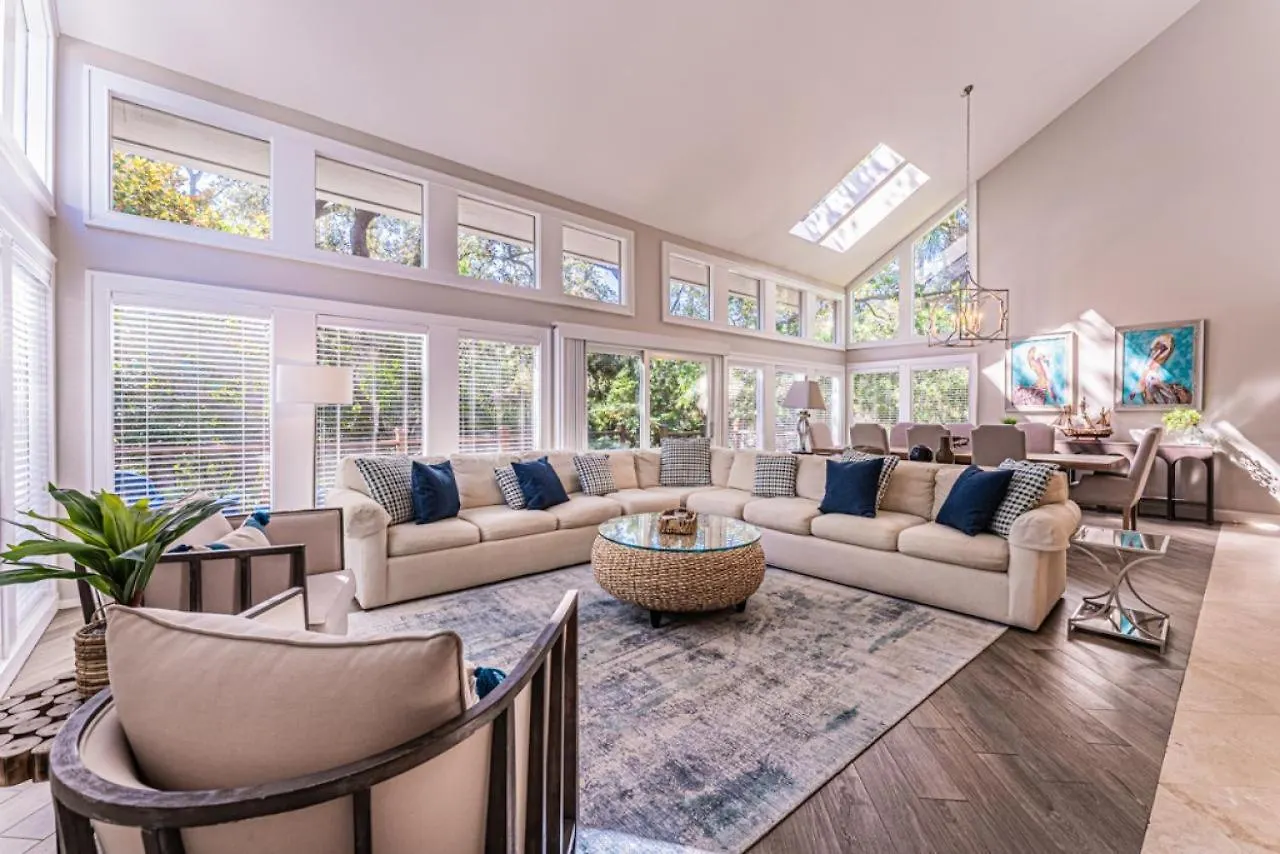 24 Red Cardinal 2nd Row, Steps From The Updated, Coastal, Luxury Holiday home Hilton Head Island