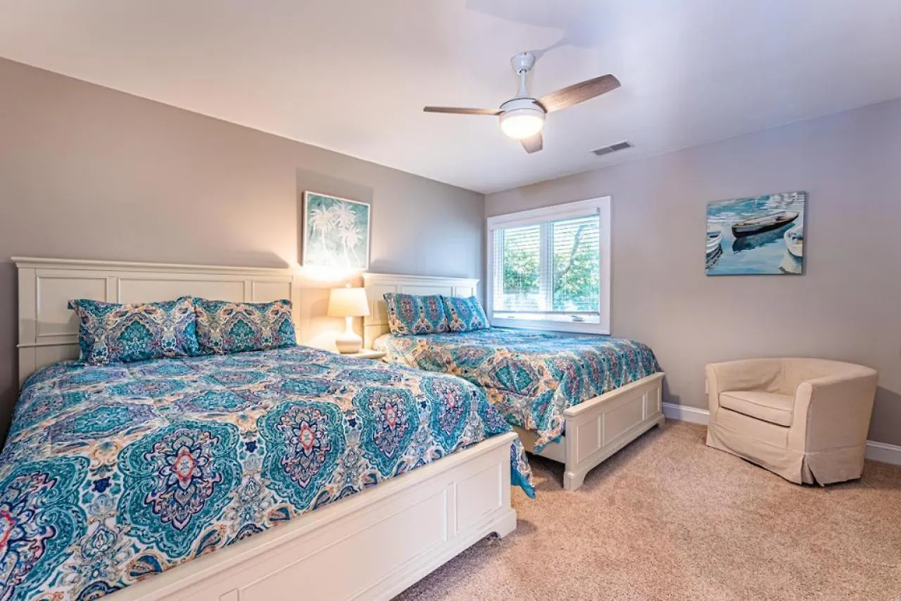 24 Red Cardinal 2nd Row, Steps From The Updated, Coastal, Luxury Holiday home *