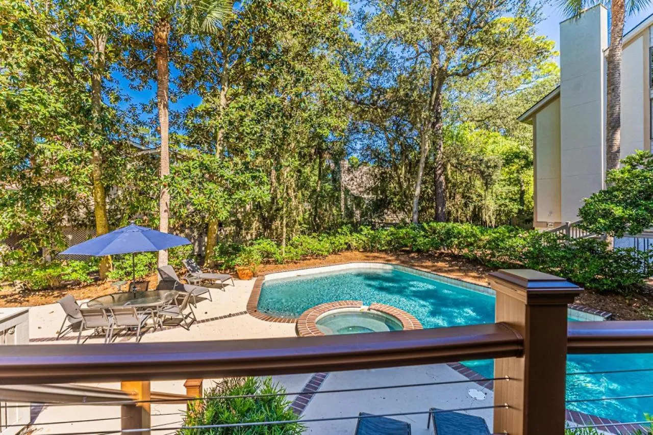Holiday home 24 Red Cardinal 2nd Row, Steps From The Updated, Coastal, Luxury Hilton Head Island