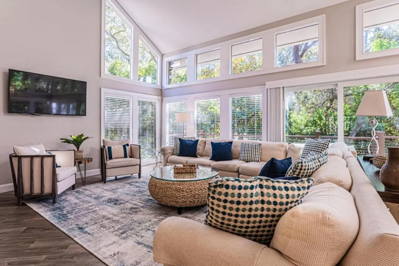 24 Red Cardinal 2nd Row, Steps From The Updated, Coastal, Luxury