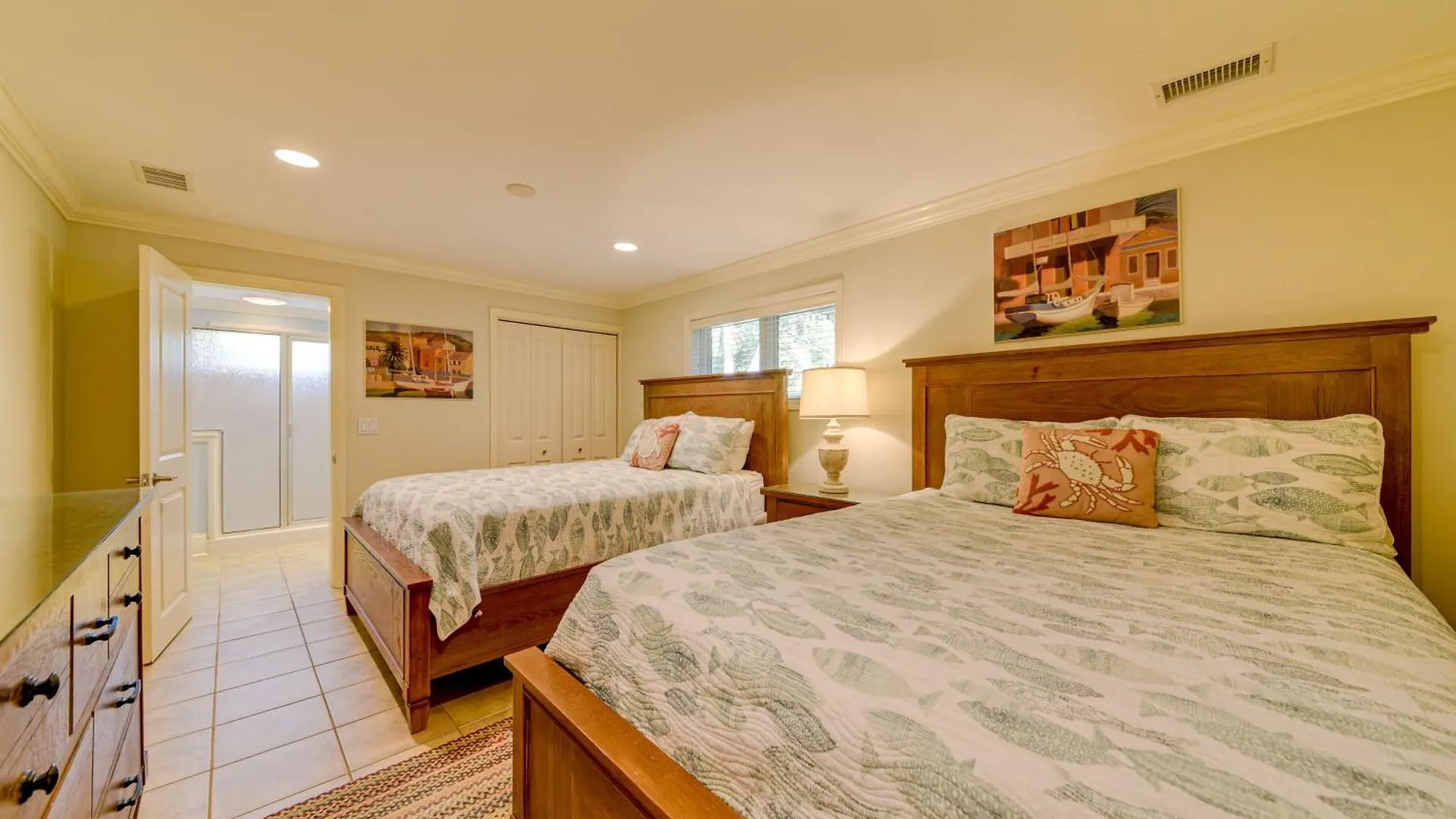 Holiday home 28 Surf Scoter 2nd Row Steps From The Renovated