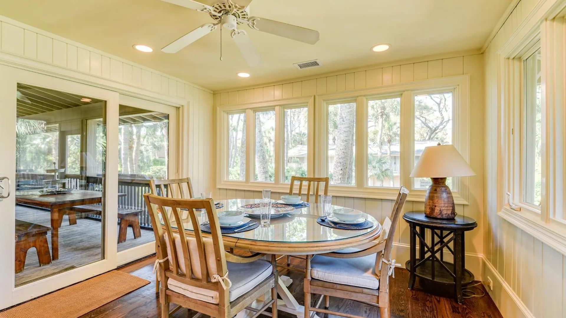 Holiday home 28 Surf Scoter 2nd Row Steps From The Renovated Hilton Head Island