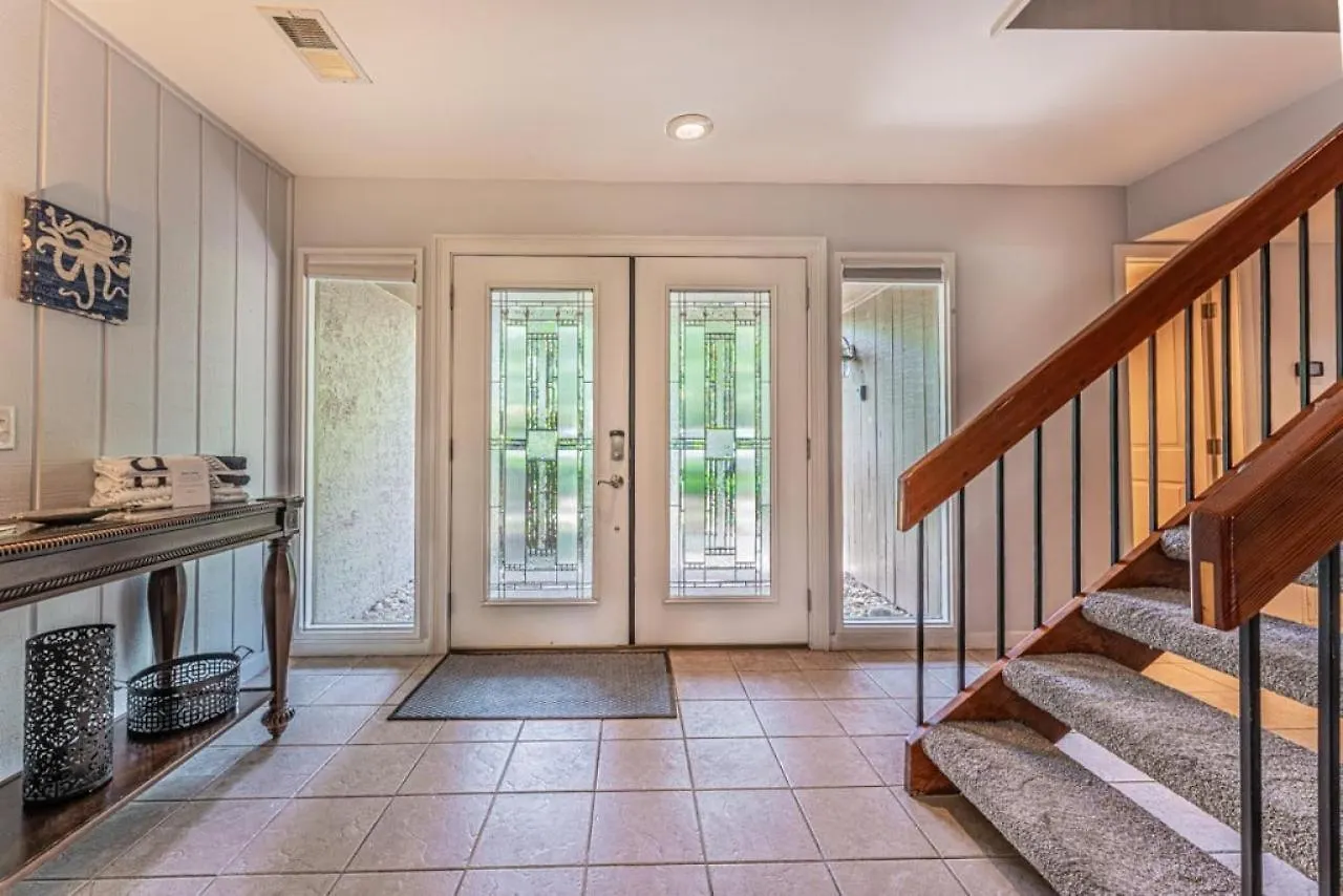 Pet Friendly! 503 Plantation Club Walk To Pool Sleeps 6 Sea Pines Holiday home Hilton Head Island