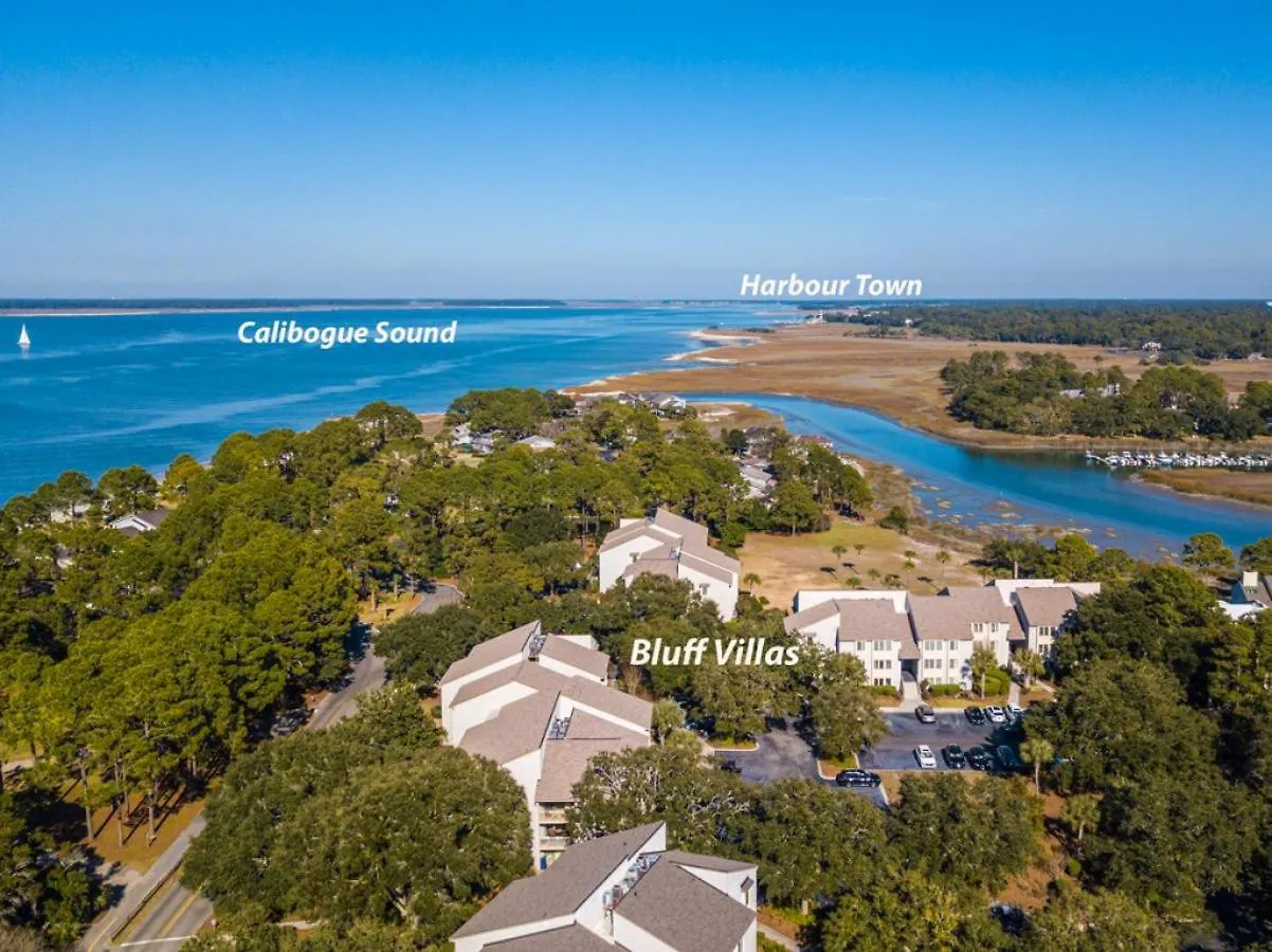 Holiday home 1686 Bluff Renovated Sleeps 8 Walk To Salty Dog Sea Pines Hilton Head Island
