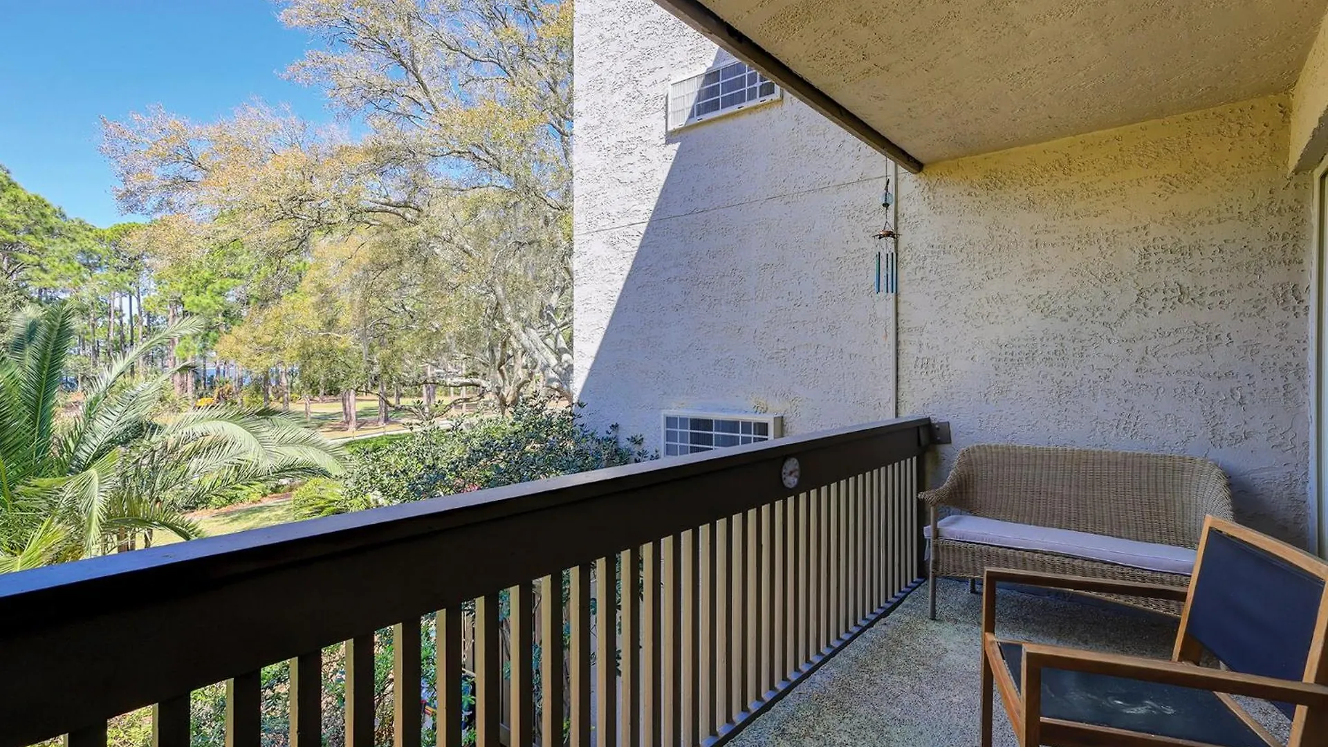 Holiday home 1686 Bluff Renovated Sleeps 8 Walk To Salty Dog Sea Pines Hilton Head Island