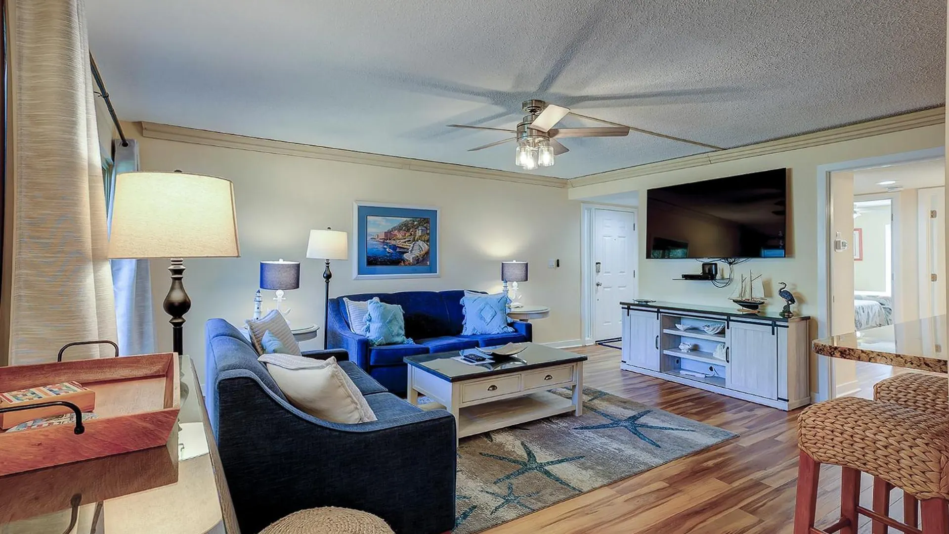 Holiday home 1686 Bluff Renovated Sleeps 8 Walk To Salty Dog Sea Pines