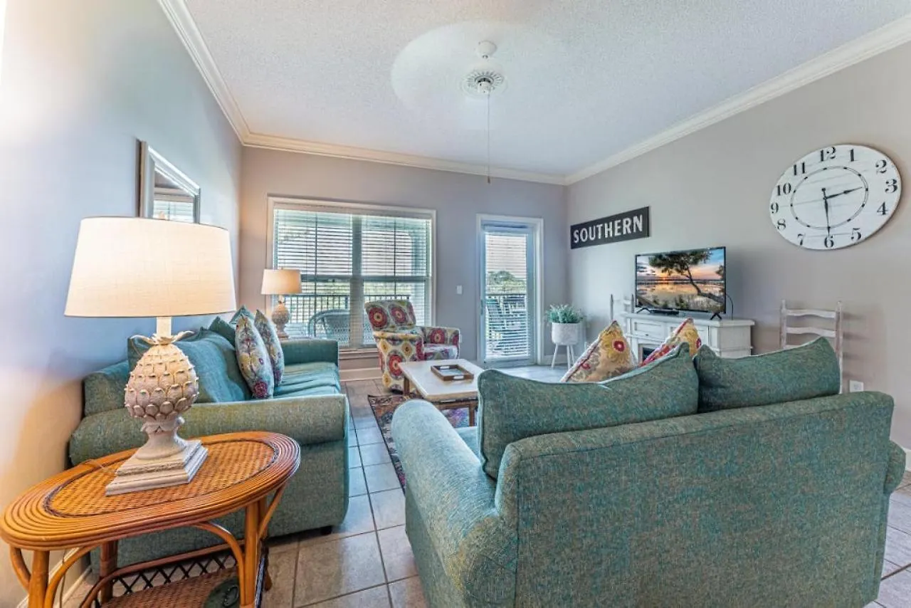 507 North Shore Walk To Steps From Restaurants And Shops Sleeps 6 North Forest Holiday home