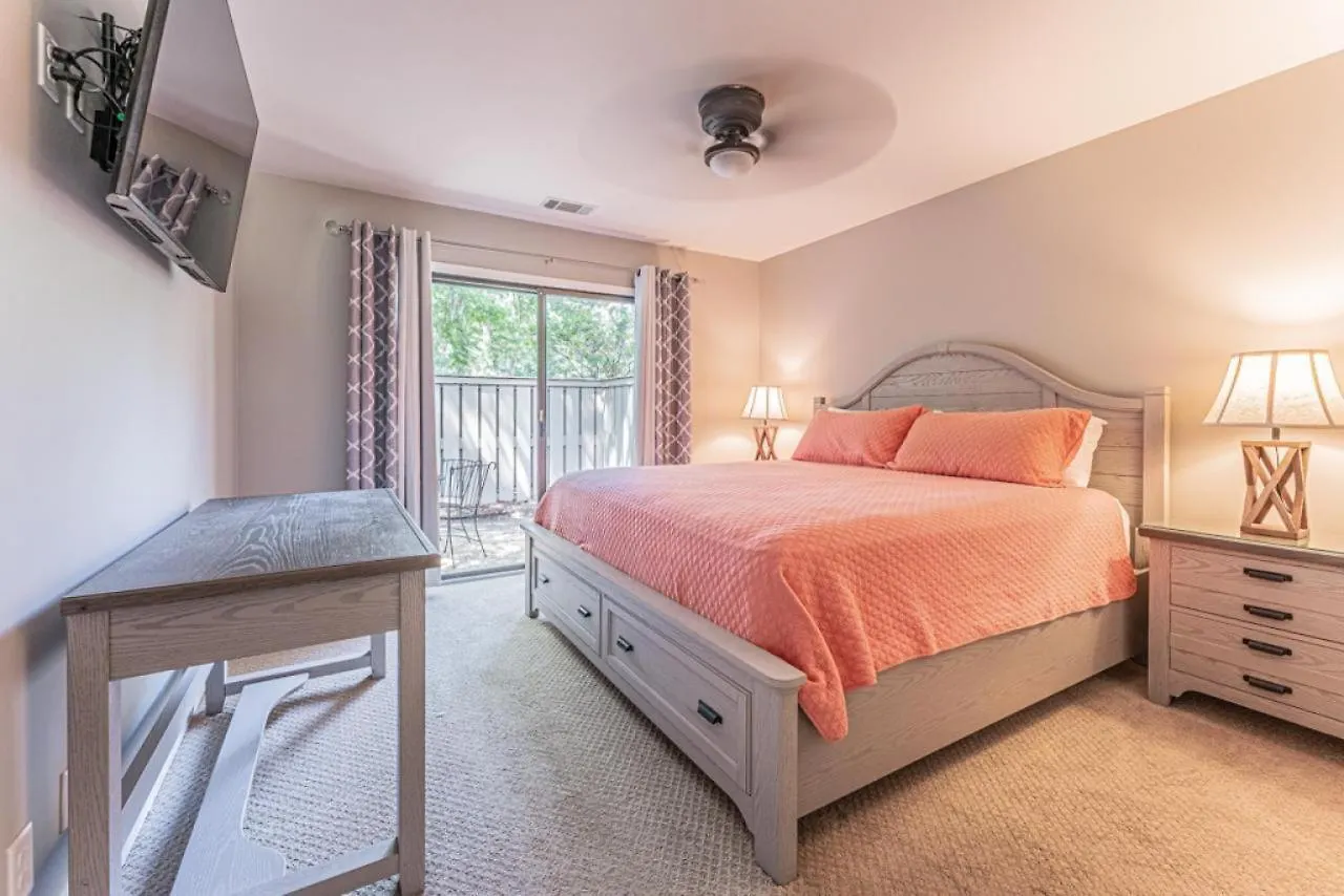 Holiday home New Listing 2373 Racquet Club Gorgeous Golf Course View Steps From Harbourtown Sea Pines Hilton Head Island