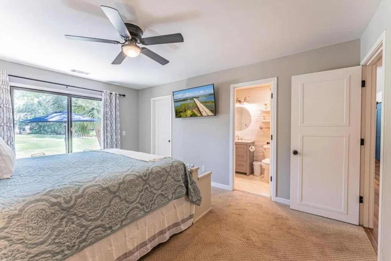 New Listing 2373 Racquet Club Gorgeous Golf Course View Steps From Harbourtown Sea Pines Hilton Head Island