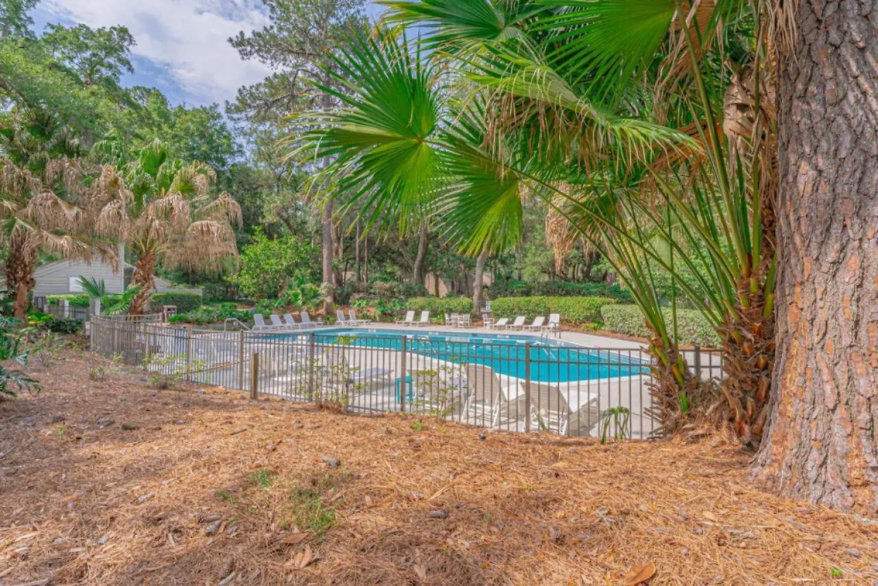 Holiday home New Listing 2373 Racquet Club Gorgeous Golf Course View Steps From Harbourtown Sea Pines
