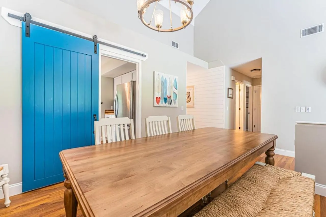 Holiday home New Listing 2373 Racquet Club Gorgeous Golf Course View Steps From Harbourtown Sea Pines