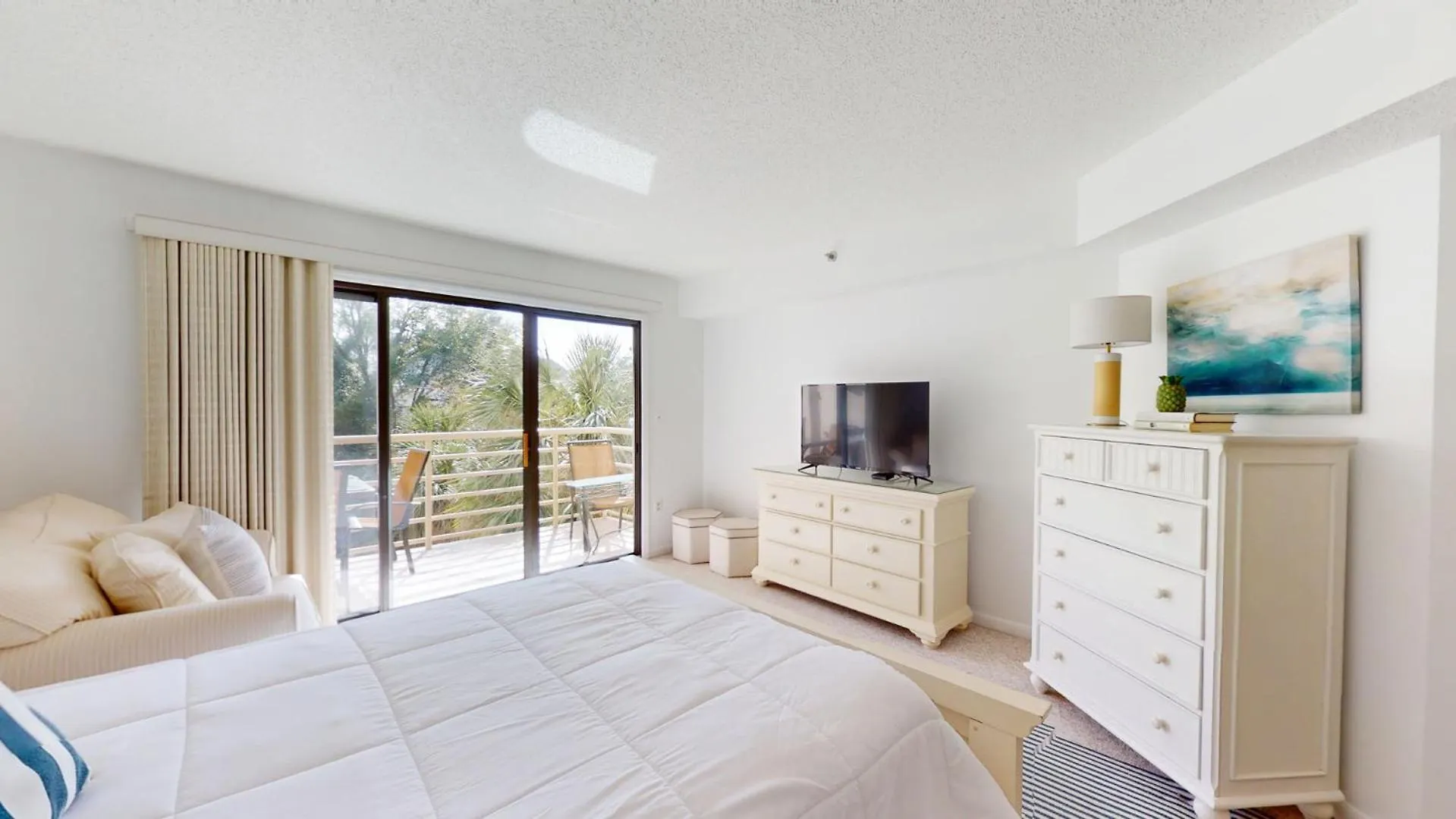 3229 Villamare Villa *