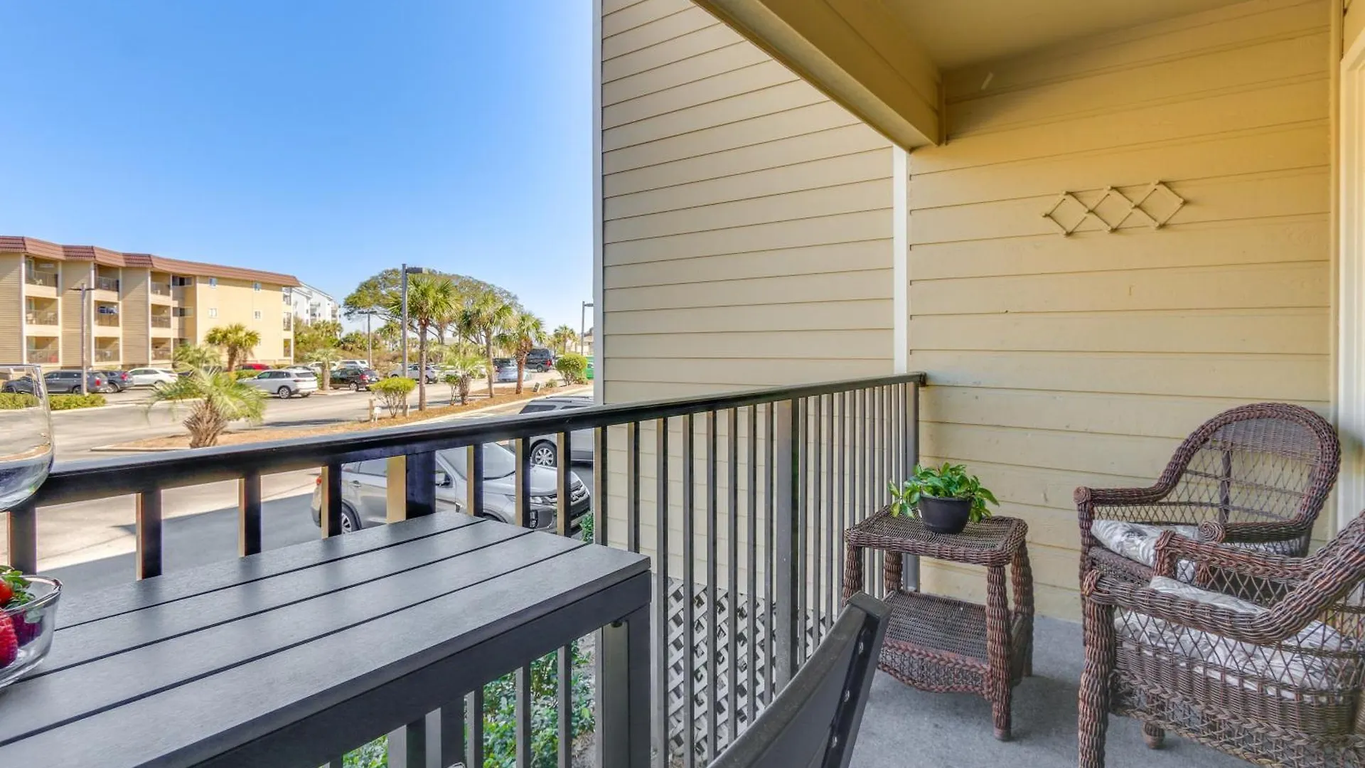 Hilton Head Pool Bar And Access Apartman