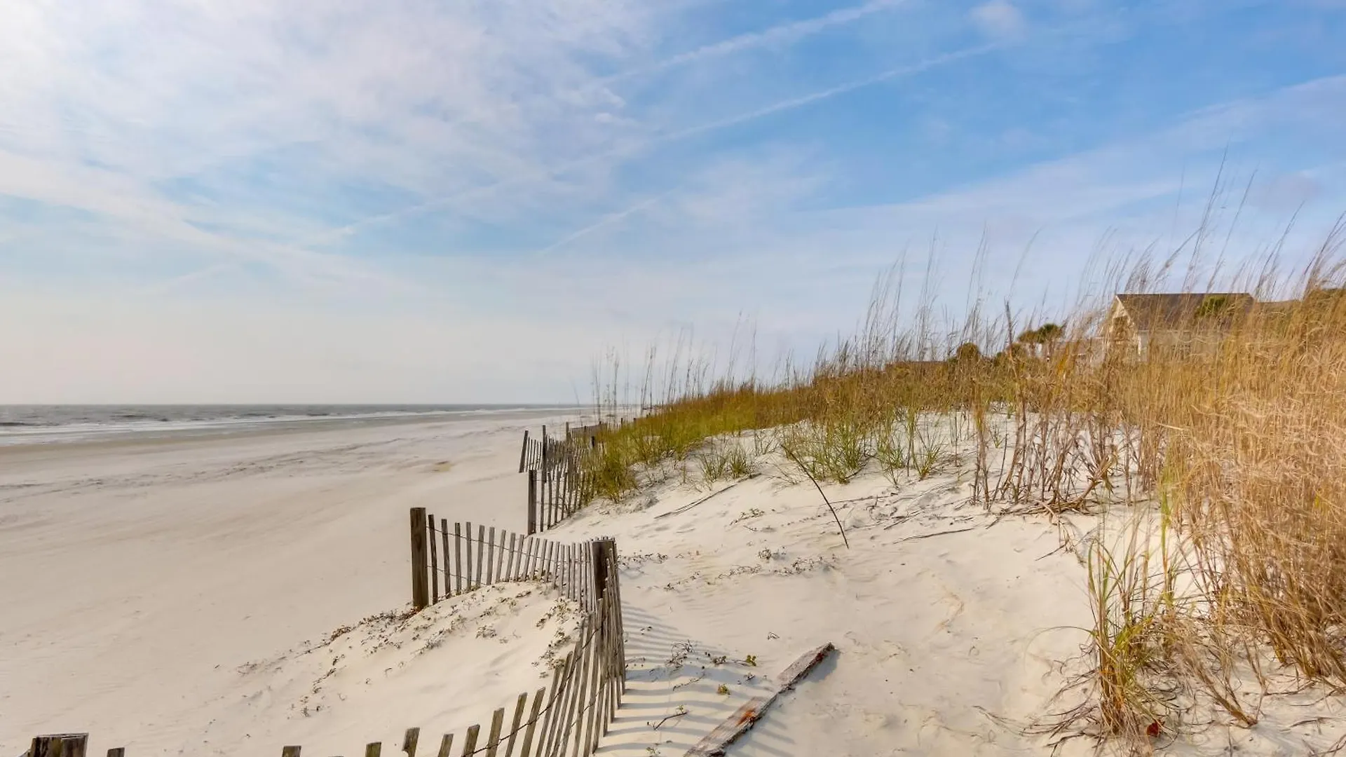 Updated Townhome With Decks! Hilton Head Island