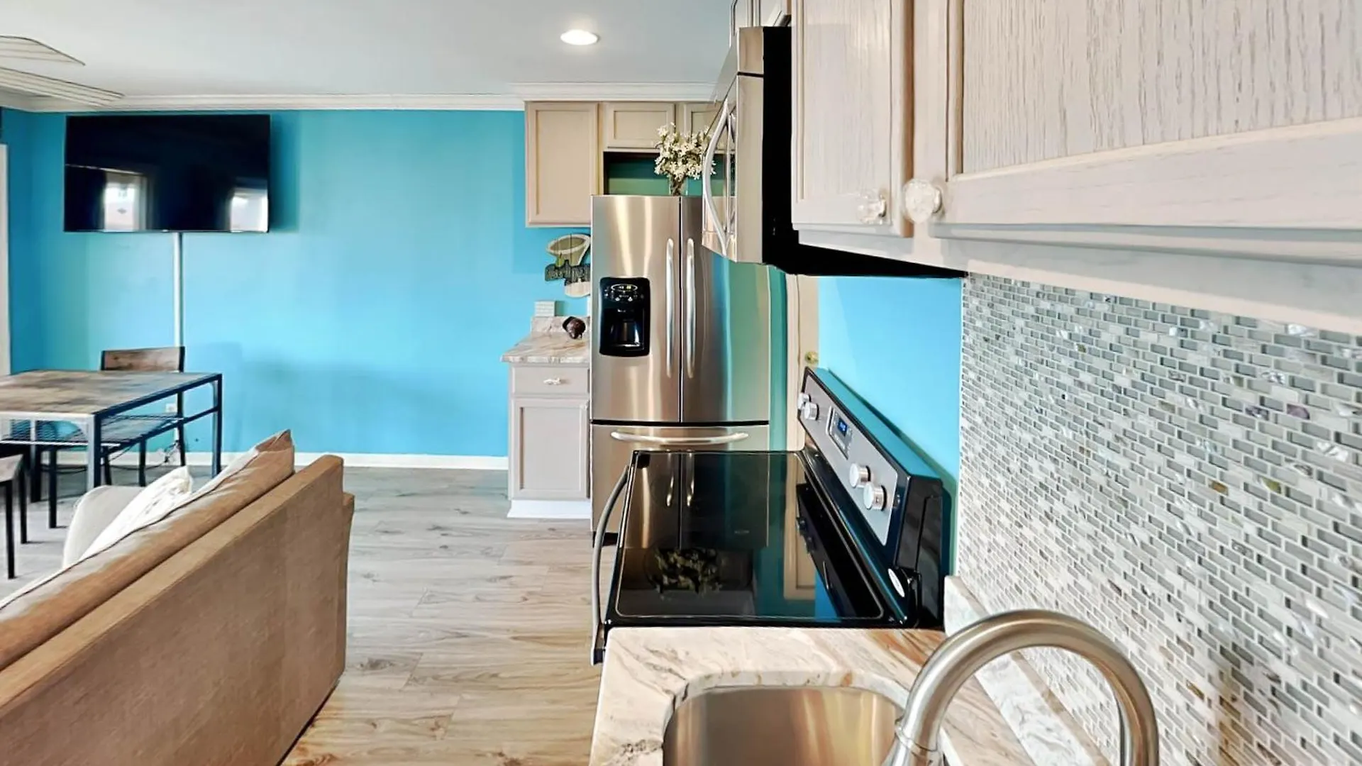Apartment Hilton Head & Tennis B303