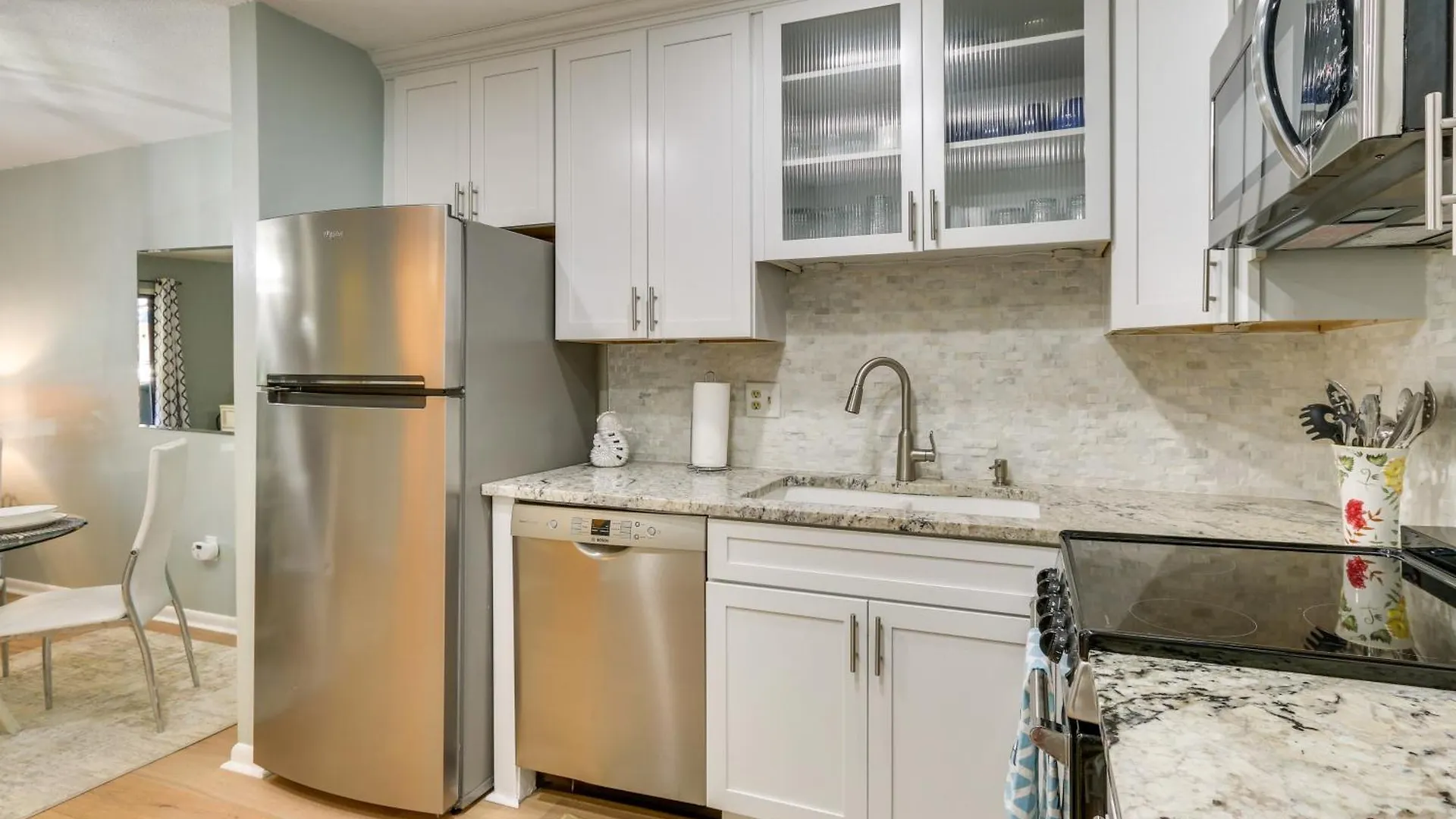 Hilton Head With Amenities Near Beach! *