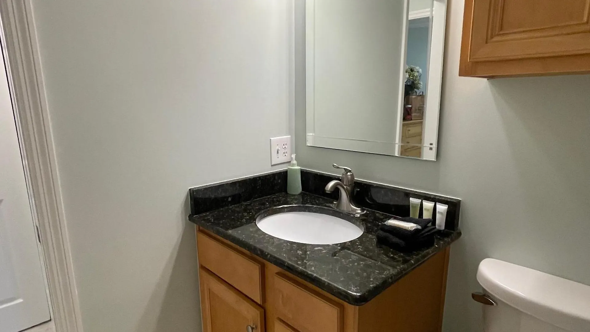 Seaclusion-oceanview, Mini Split Ac, Chairs Apartment Hilton Head Island