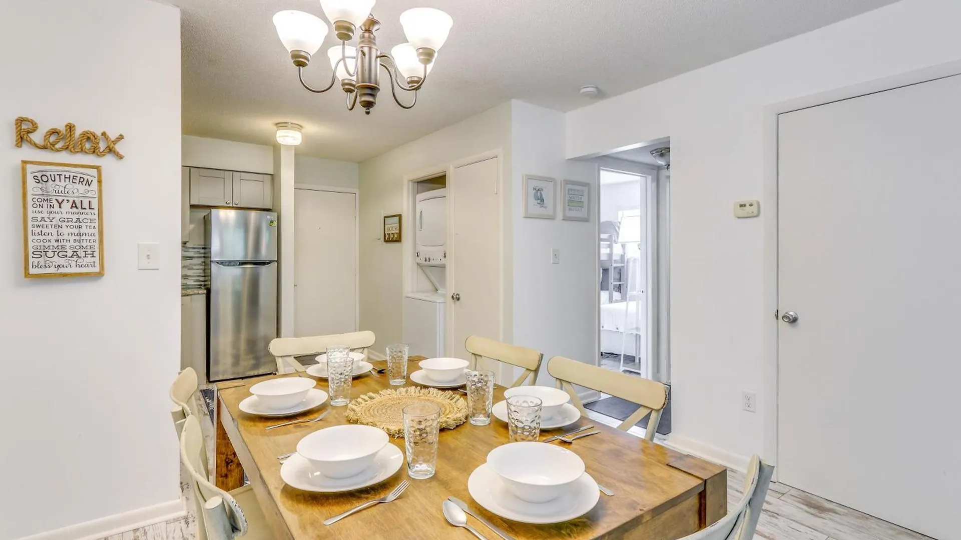 Apartment Hilton Head Getaway, Walk To And Golf Course!